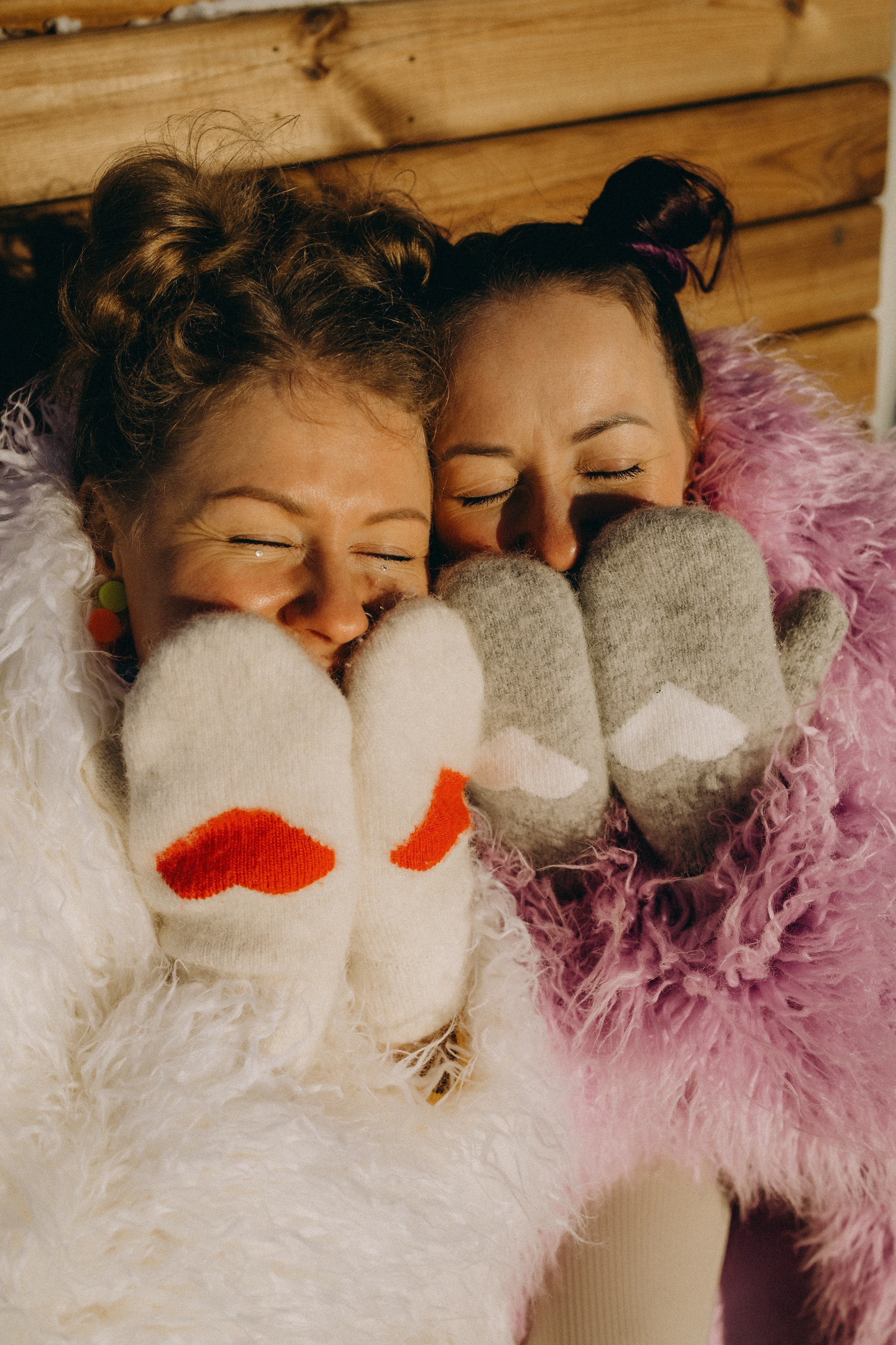 Катя, Арина. Главная