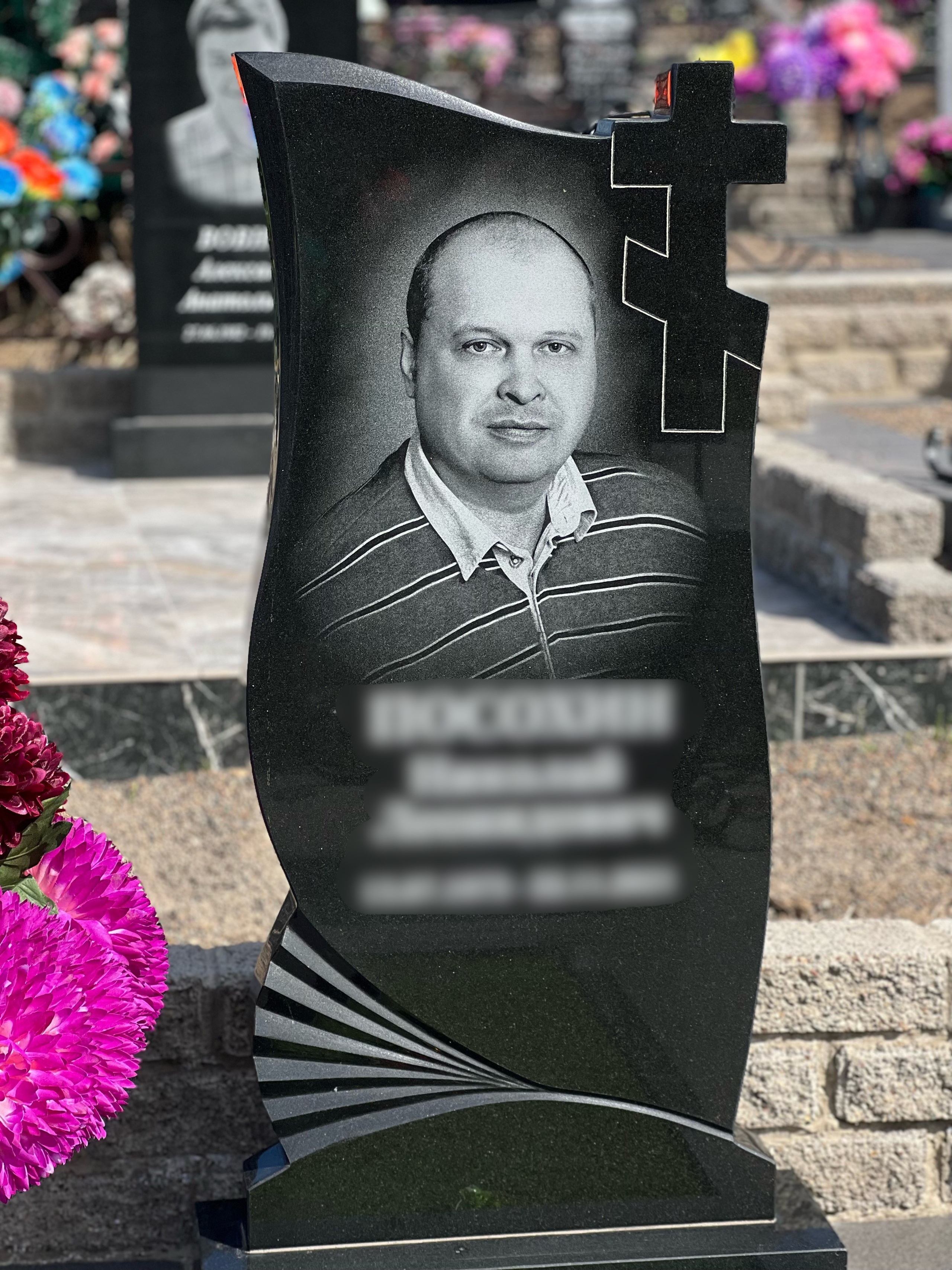 Гравировка от наших художников. ГРАНИТ26 Ритуальные услуги Железногорск. Благоустройство могил, продажа памятников