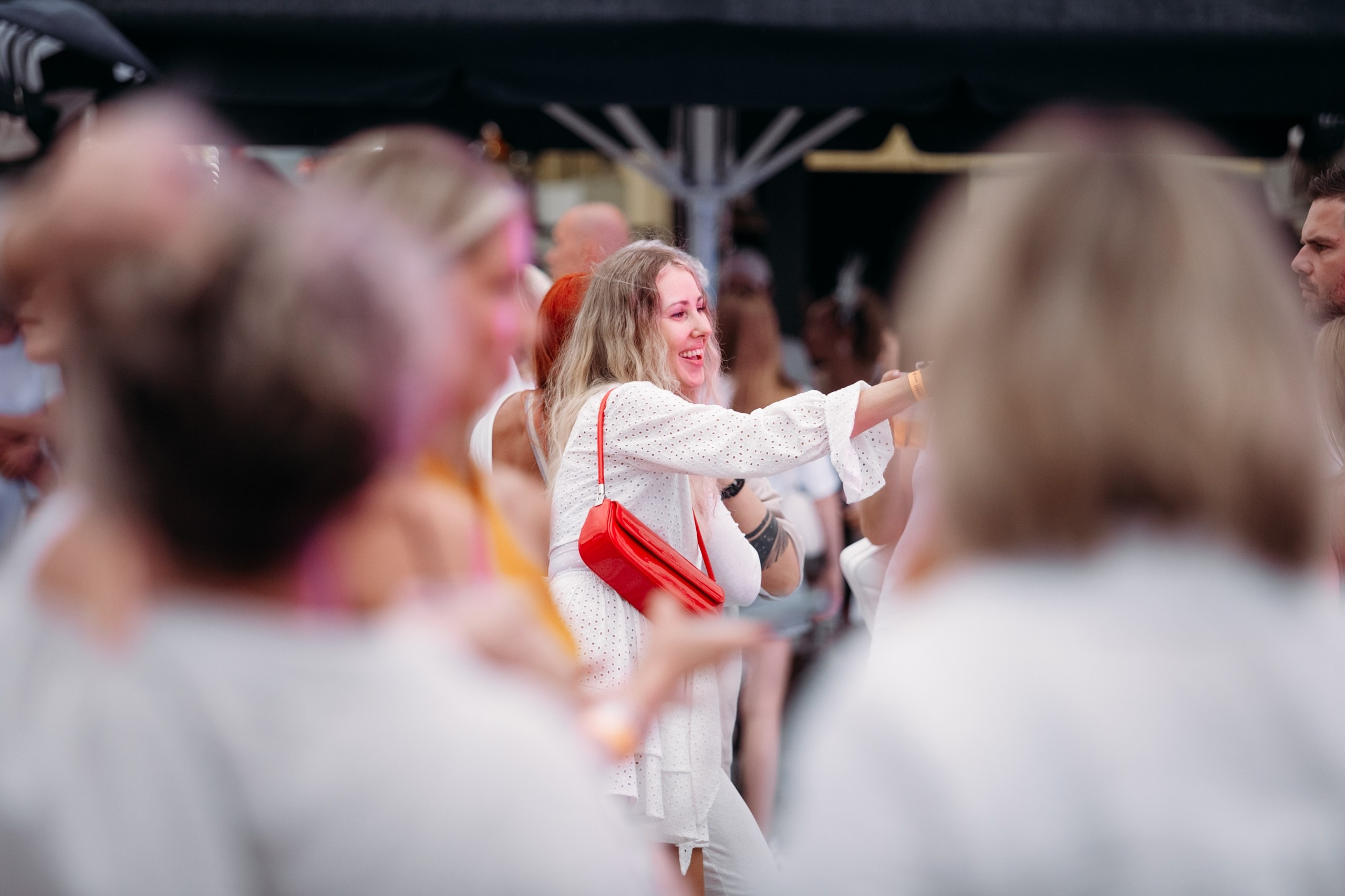 White Party @ Бархат парк. Репортажный фотограф Максим Полянский. Москва, Санкт-Петербург, Красноярск