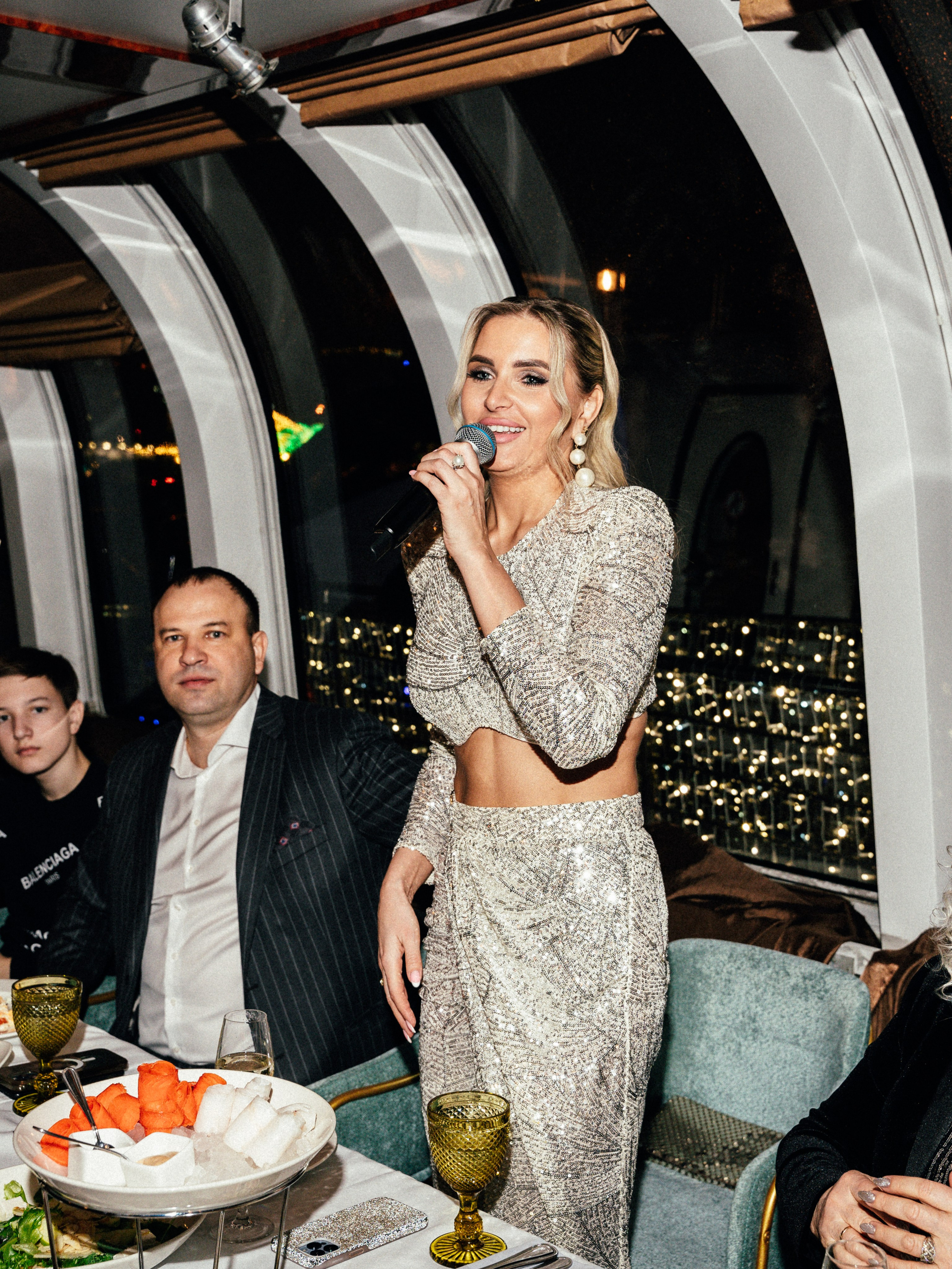 Корпоратив Erwin Река. Портретный и репортажный фотограф