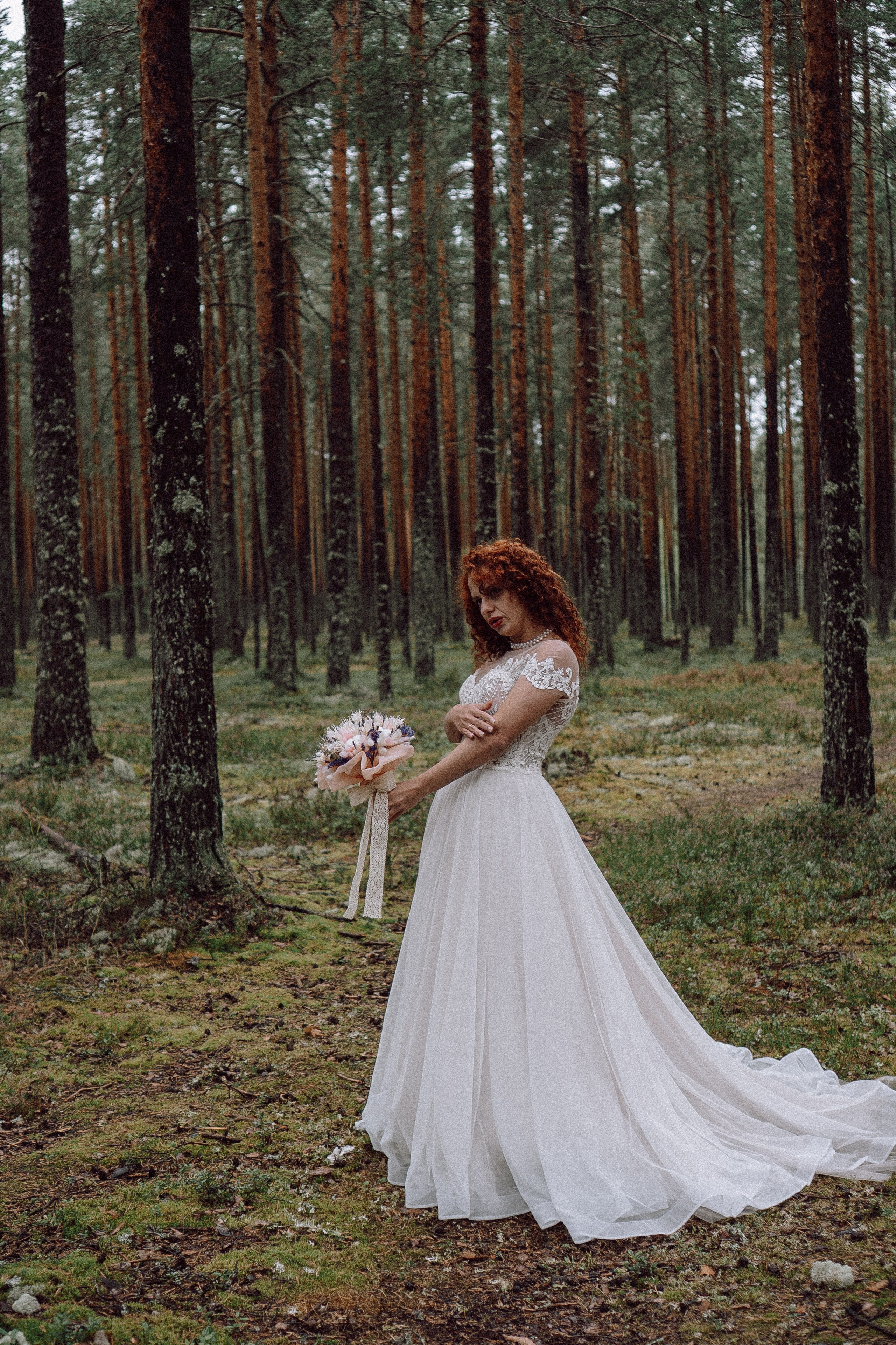 СВАДЕБНАЯ ФОТОСЕССИИЯ ПАРЫ В ГОРОДЕ ПРИОЗЕРСК В СОСНОВОМ ЛЕСУ И С ПИКАПОМ. Профессиональный фотограф, Санкт-Петербург — Виктория Богомолова