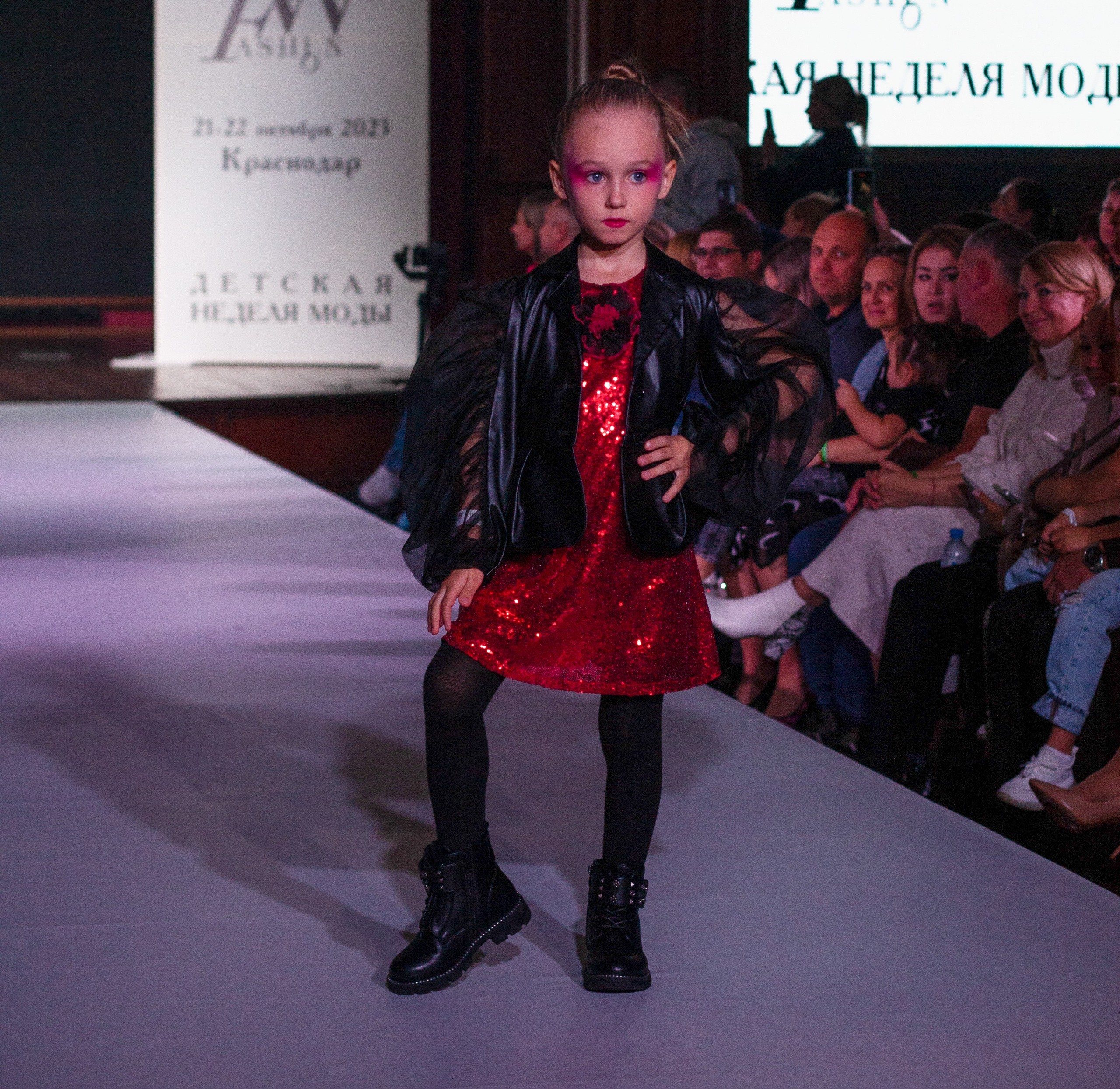 Krasnodar Fashion Week. Kids. Фотограф