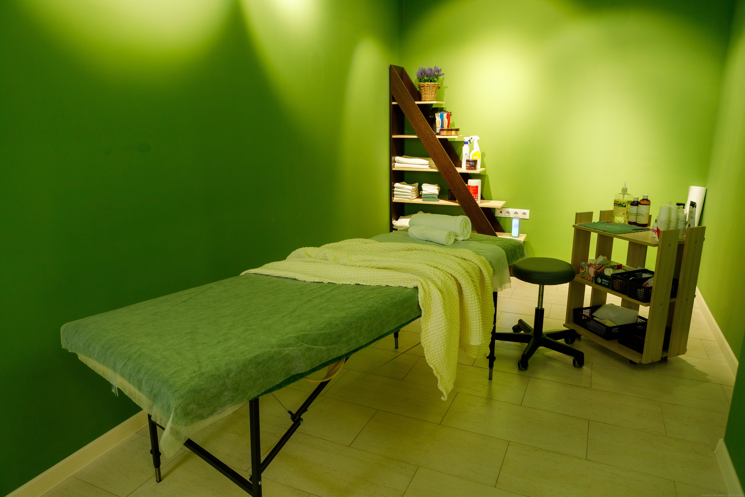 Интерьерная съемка для Massage Life 2024. Выпускные альбомы Казань. Семейный и детский фотограф Михаил Мигачев