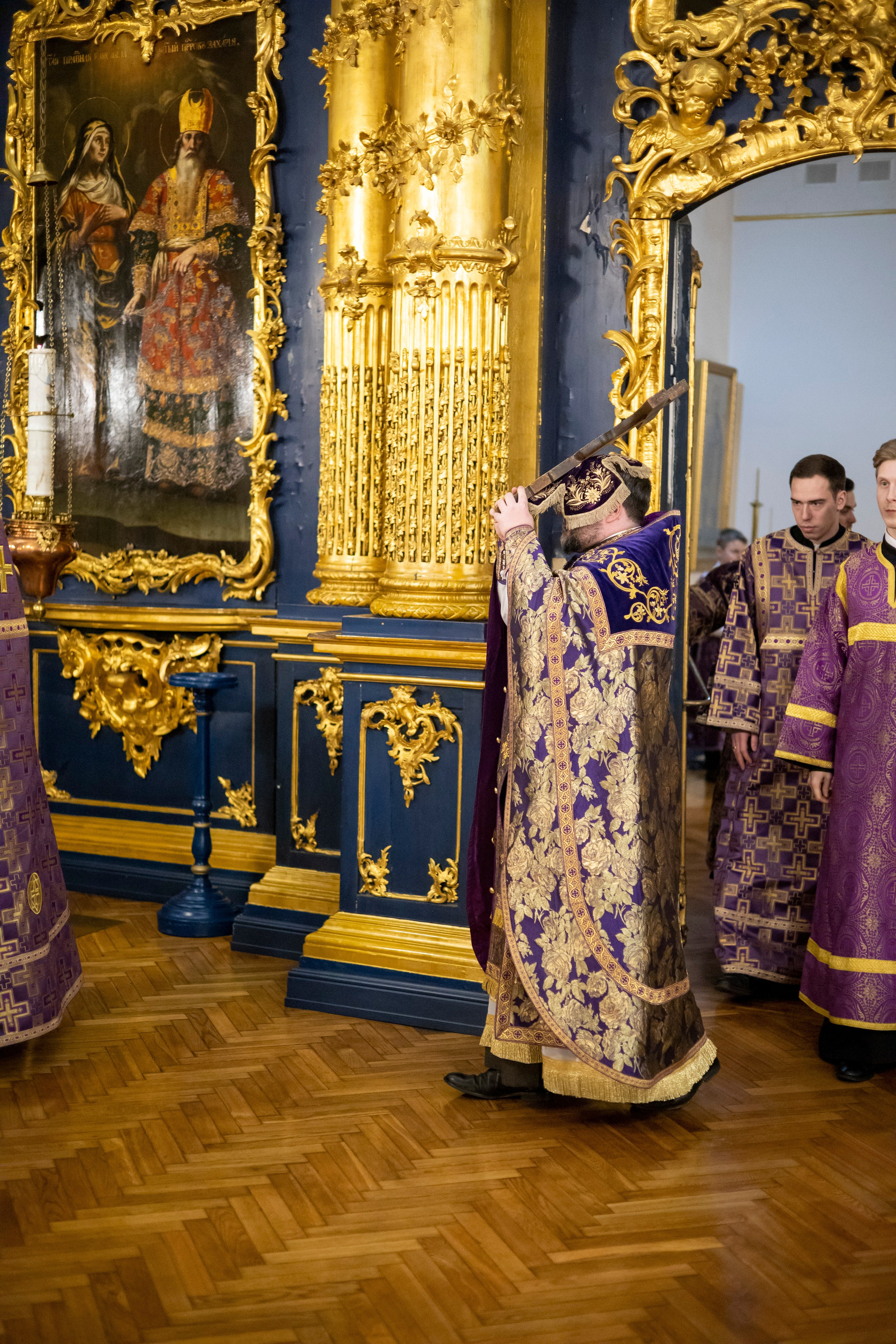 ВСЕНОЩНОЕ БДЕНИЕ С ЧИНОМ ИЗНЕСЕНИЯ ЧЕСТНОГО И ЖИВОТВОРЯЩЕГО КРЕСТА ГОСПОДНЯ. НИКОЛО-БОГОЯВЛЕНСКИЙ МОРСКОЙ СОБОР