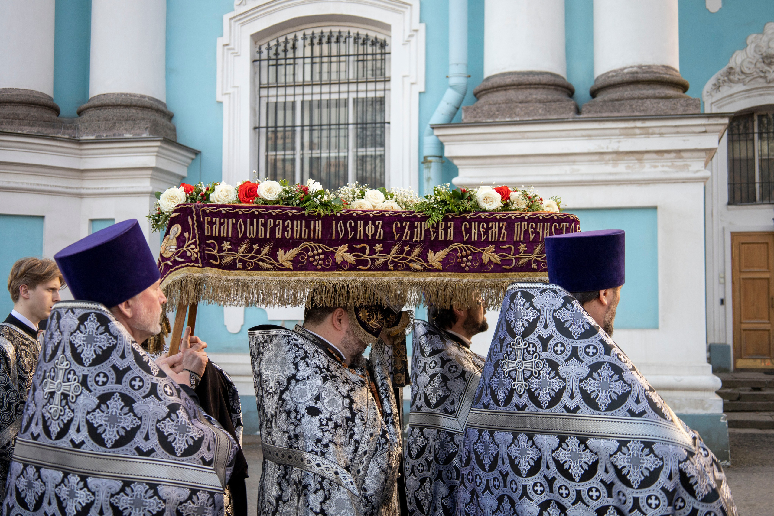 ЧИН ПОГРЕБЕНИЯ СПАСИТЕЛЯ. НИКОЛО-БОГОЯВЛЕНСКИЙ МОРСКОЙ СОБОР