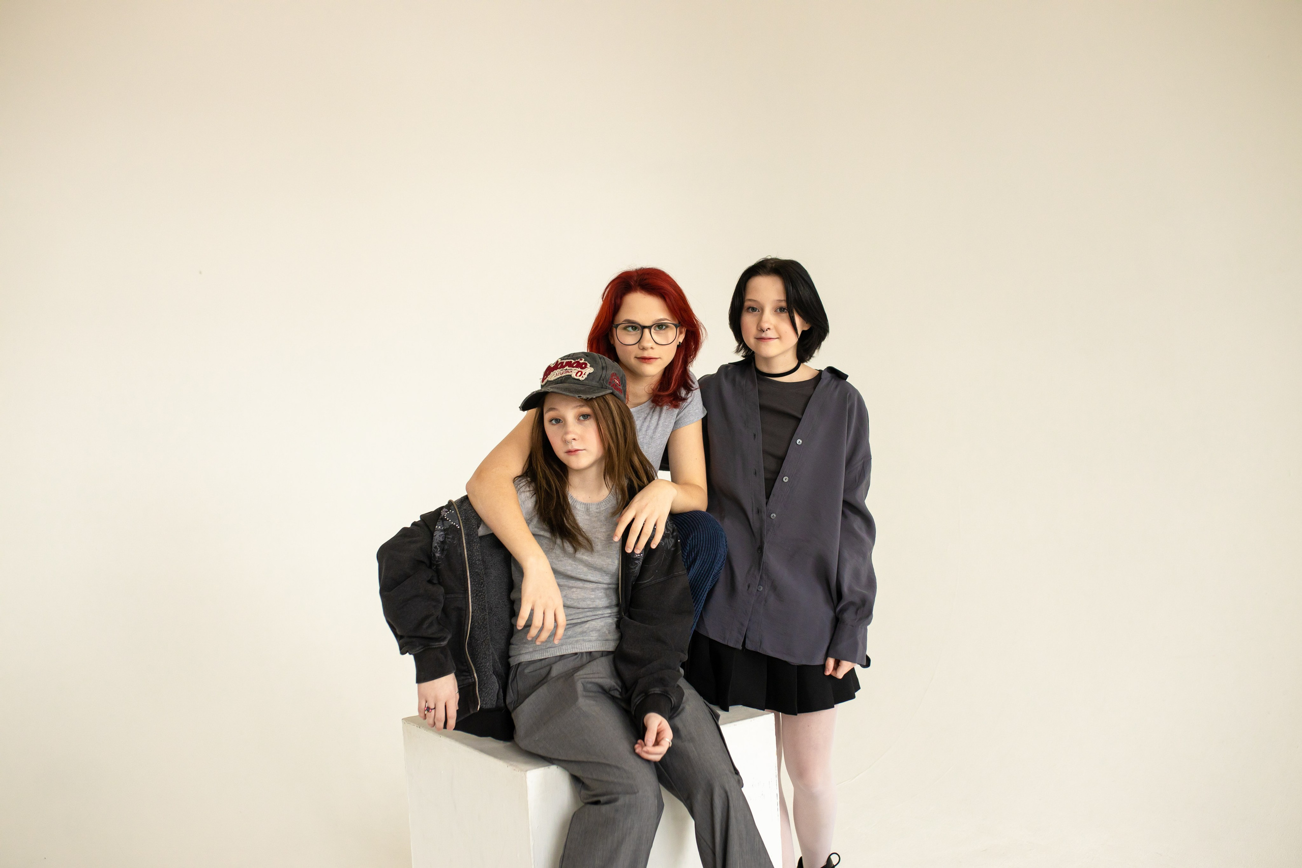 Семейная фотосессия на циклораме с естественным светом. Фотограф в Железнодорожном и Балашихе