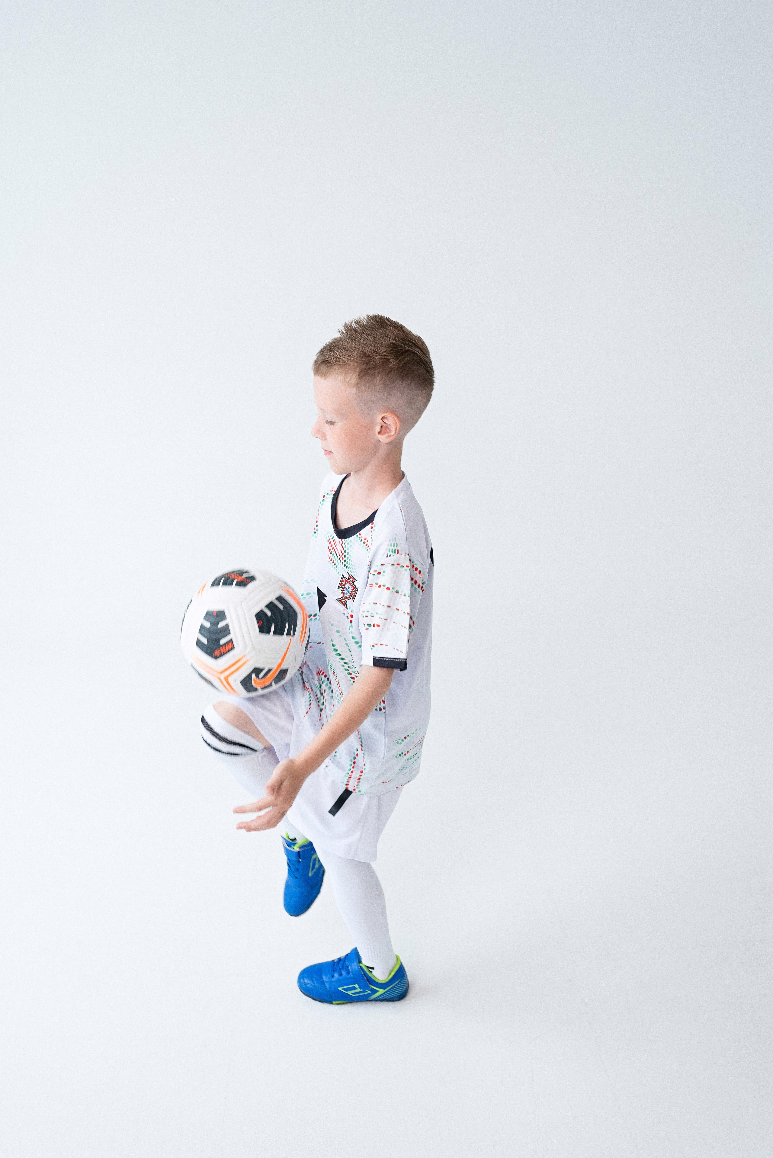 Оригинальные художественные композиции выпускников и группы детского сада с участием профессионального фотографа из ХМАО-Югры