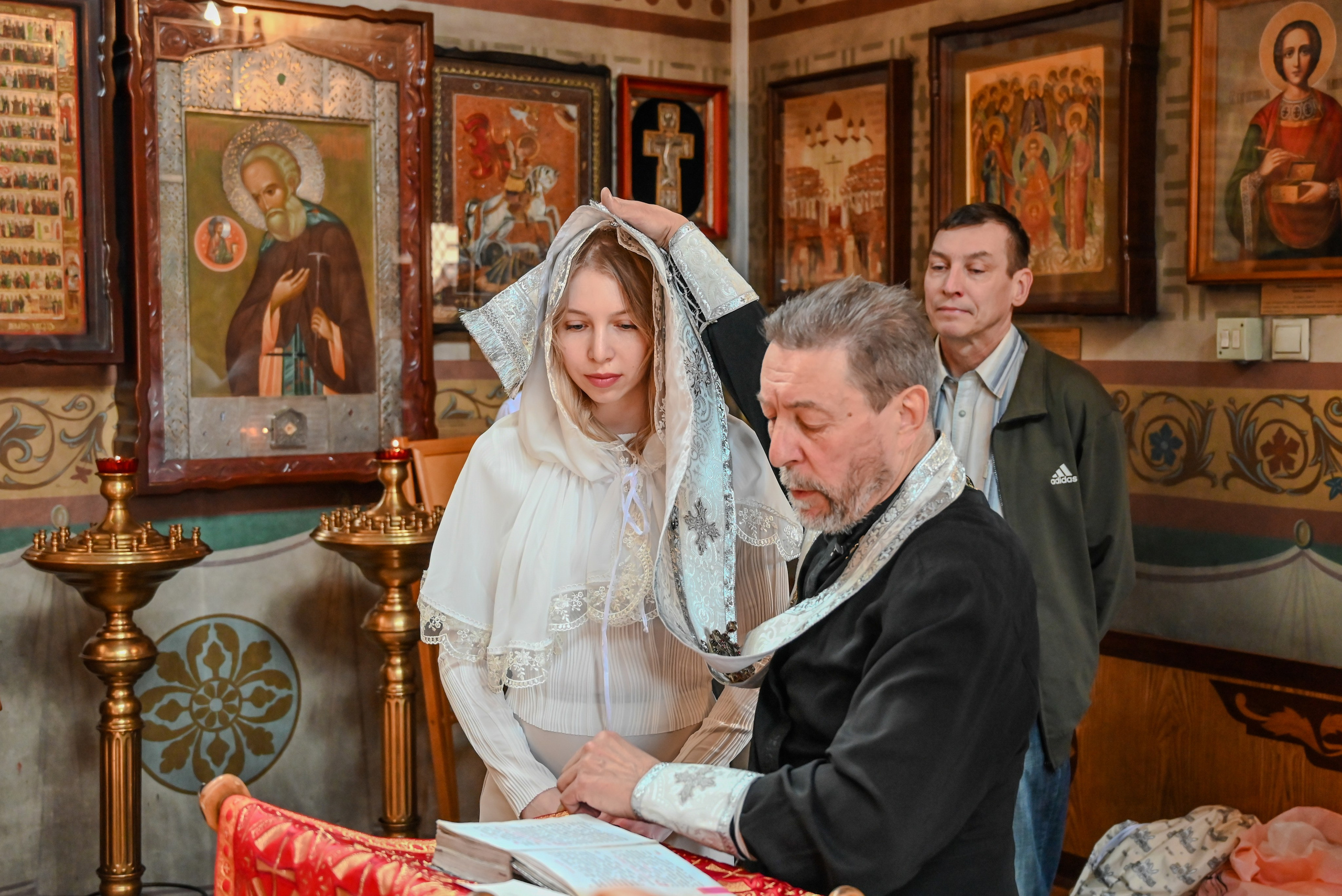 Церковь иконы Божией Матери неувядаемый цвет в Московском. Семейный и детский фотограф Москва