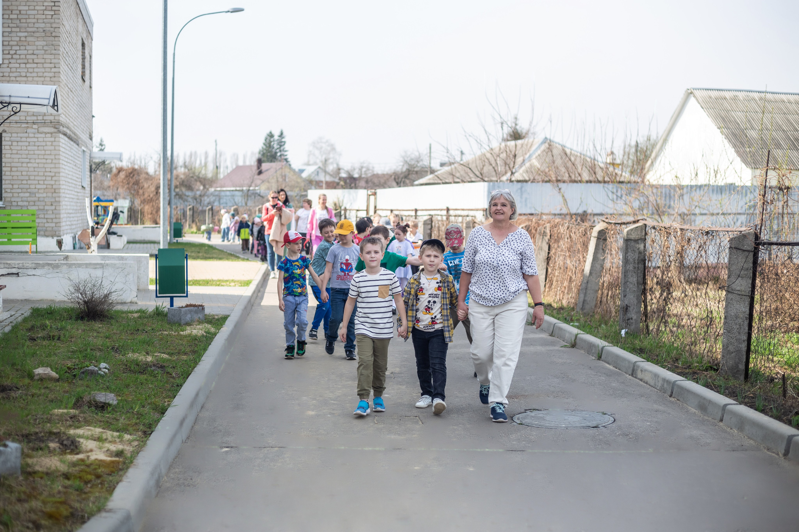 Детский сад на прогулке. Выпускные альбомы Воронеж от Веры Соколовой