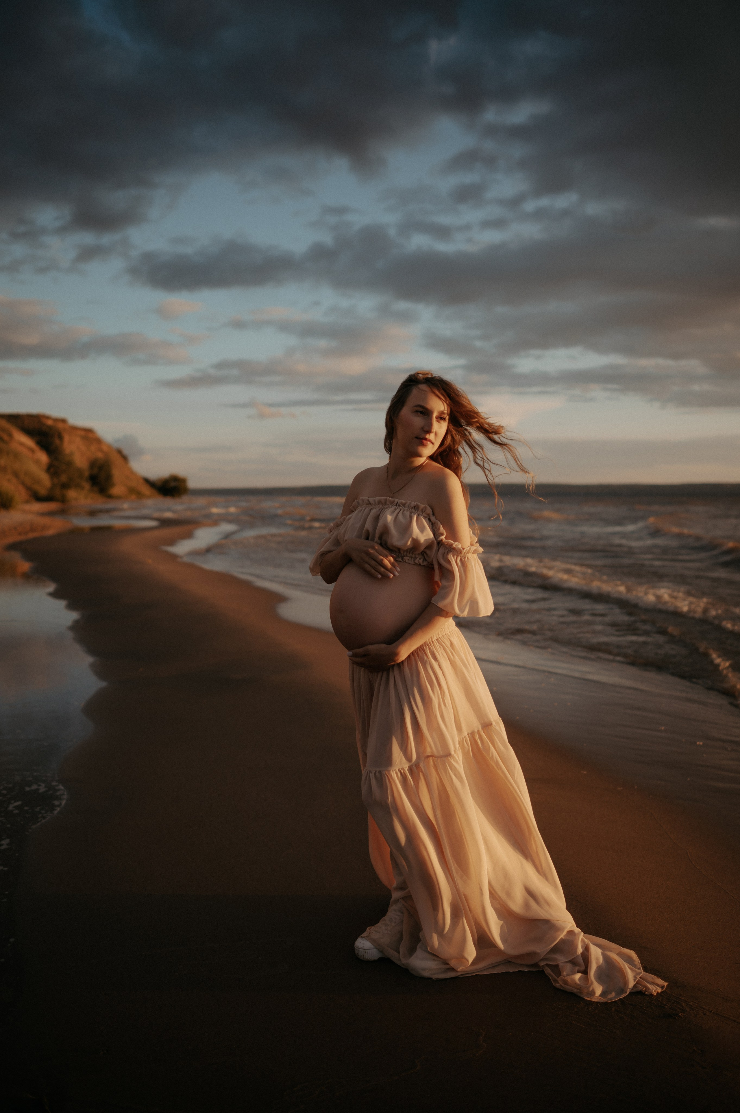 Пойыз жолсерігімен порно көру