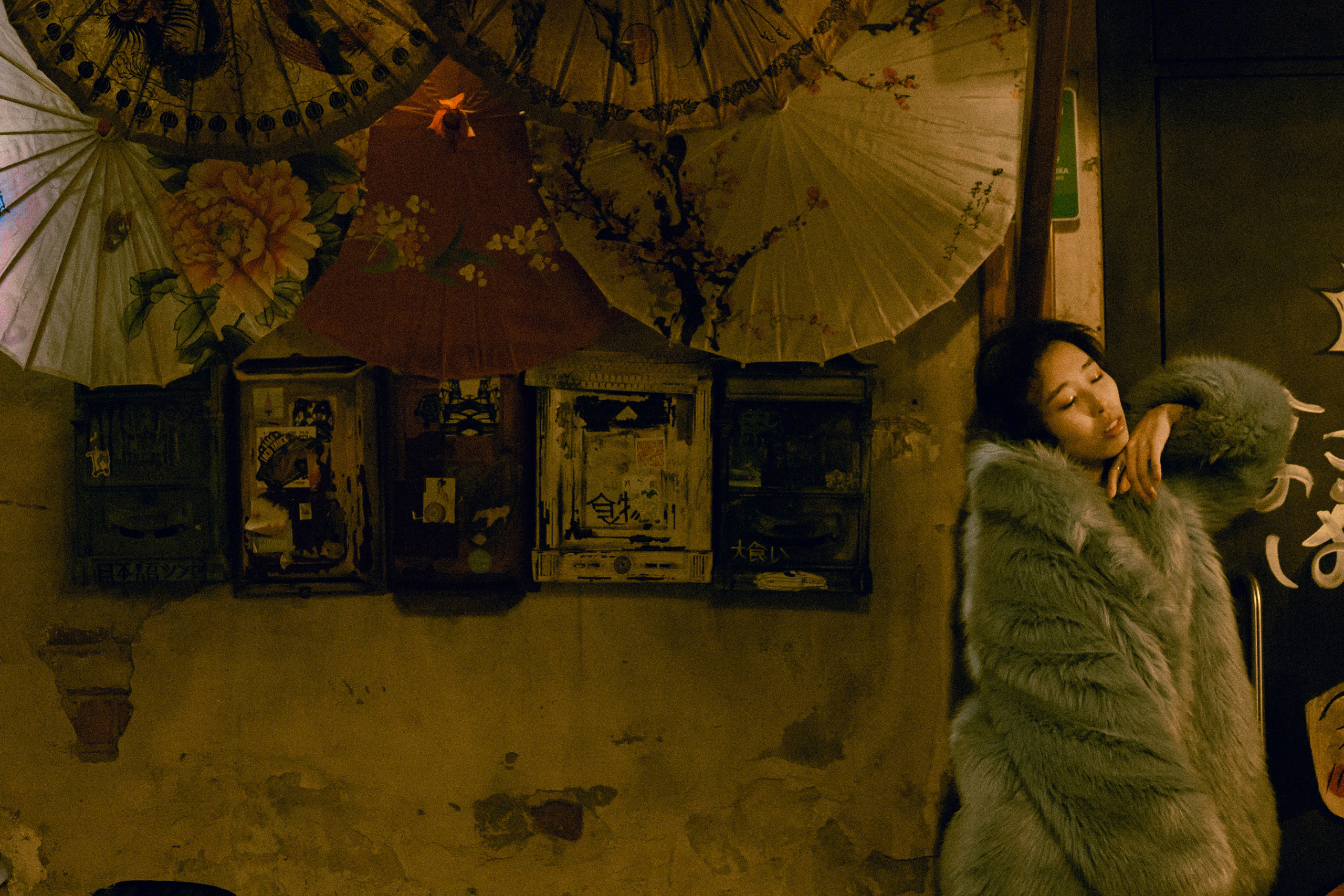 Неоновая lovestory в ночном городе. Свадебный фотограф в Москве Элина Ларченкова. Фото, которые цепляют