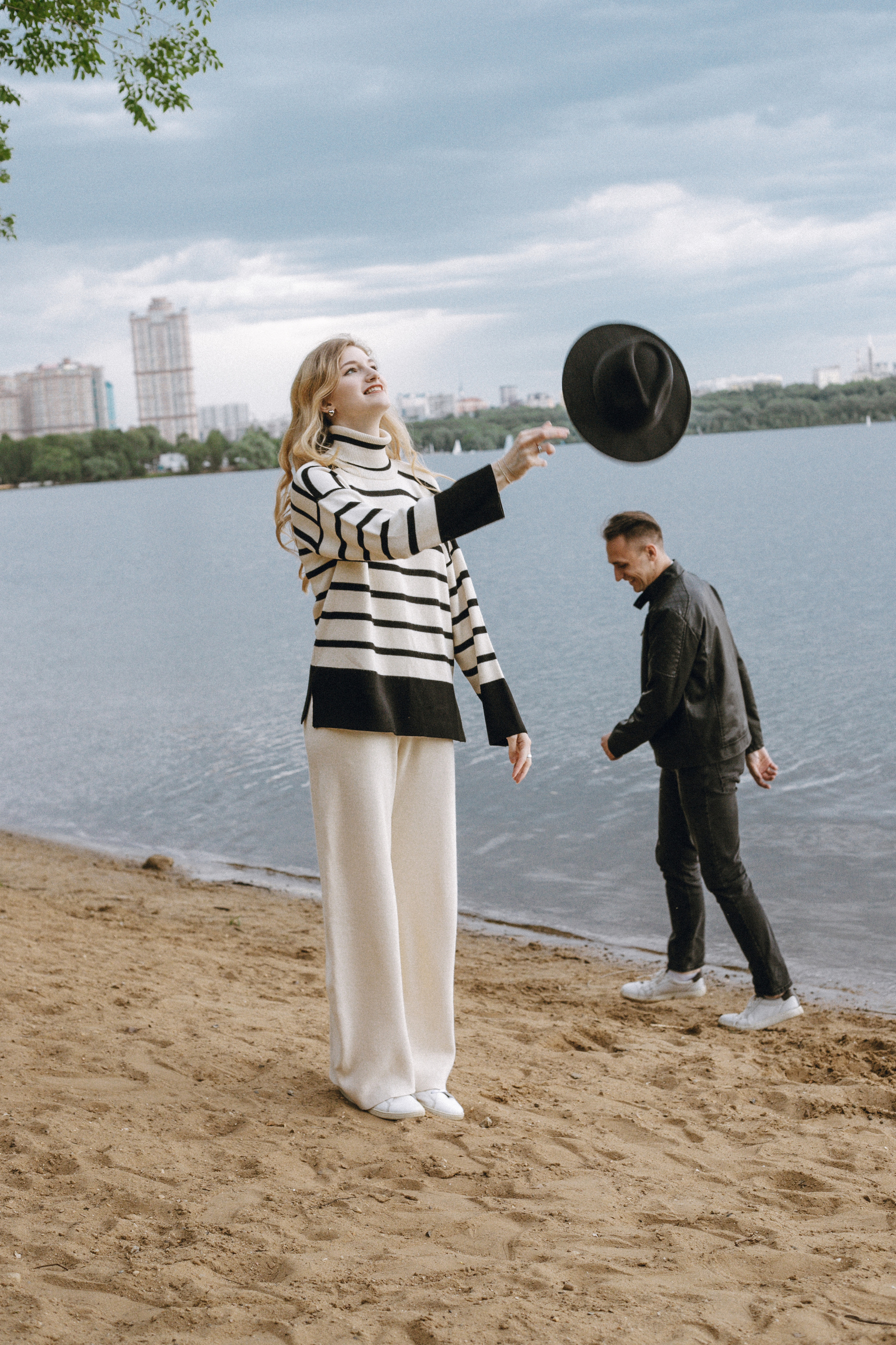 Lovestory на пляже. Свадебный фотограф в Москве Элина Ларченкова. Фото, которые цепляют