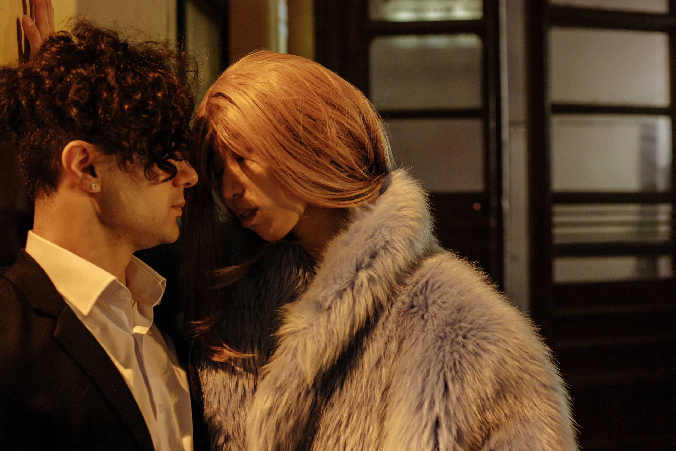 Неоновая lovestory в ночном городе. Свадебный фотограф в Москве Элина Ларченкова. Фото, которые цепляют