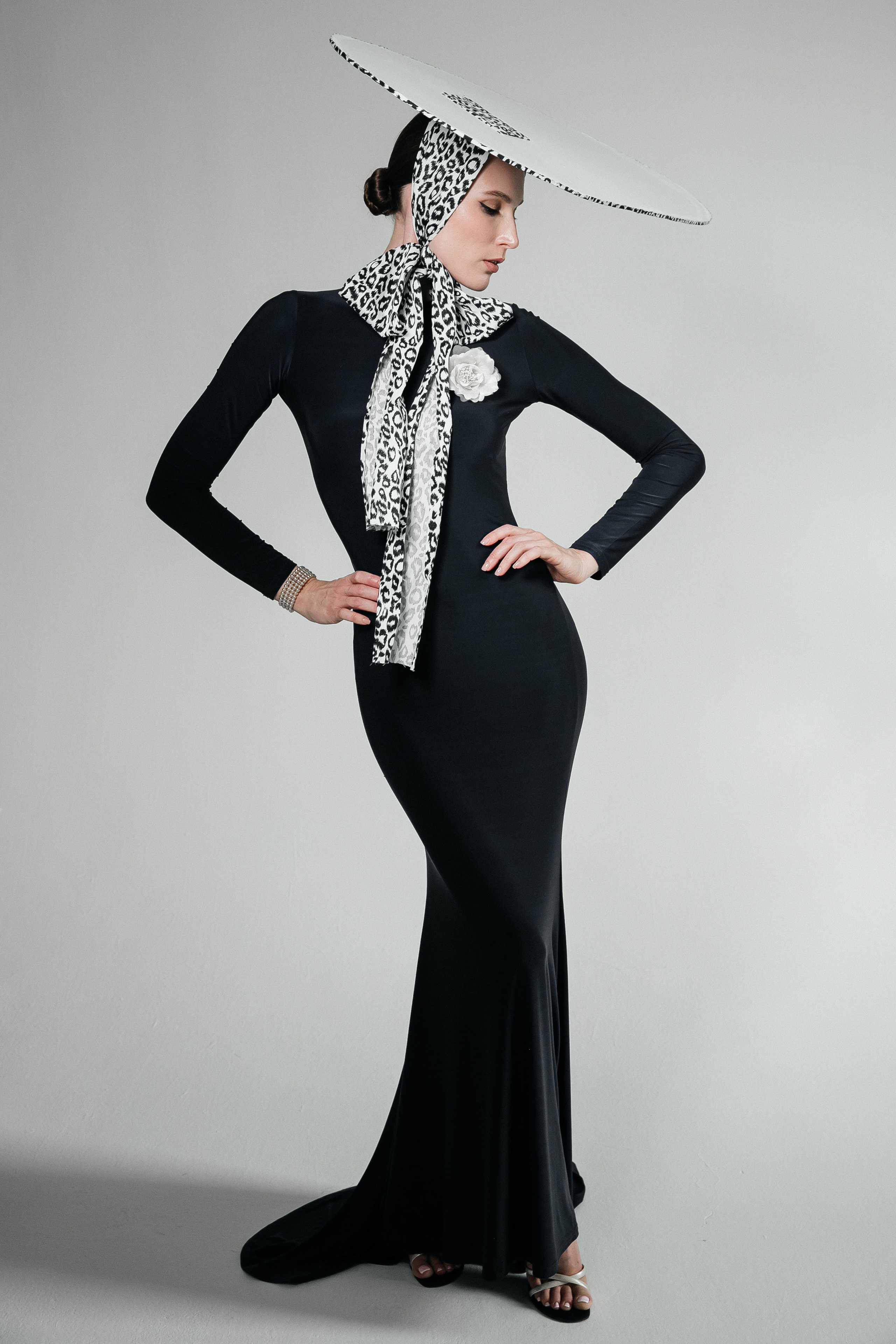 Фотосессия в студии в стиле Vogue. Свадебный фотограф в Москве Элина Ларченкова. Фото, которые цепляют