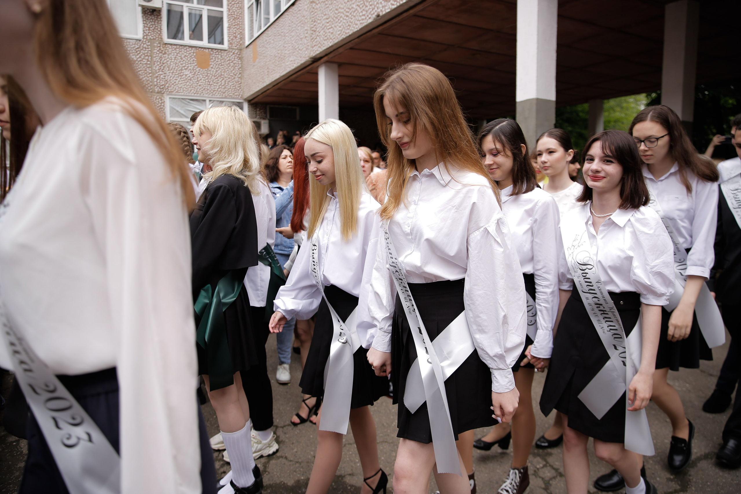 Последний звонок 11 класс. Классные выпускные альбомы Классфото Краснодар