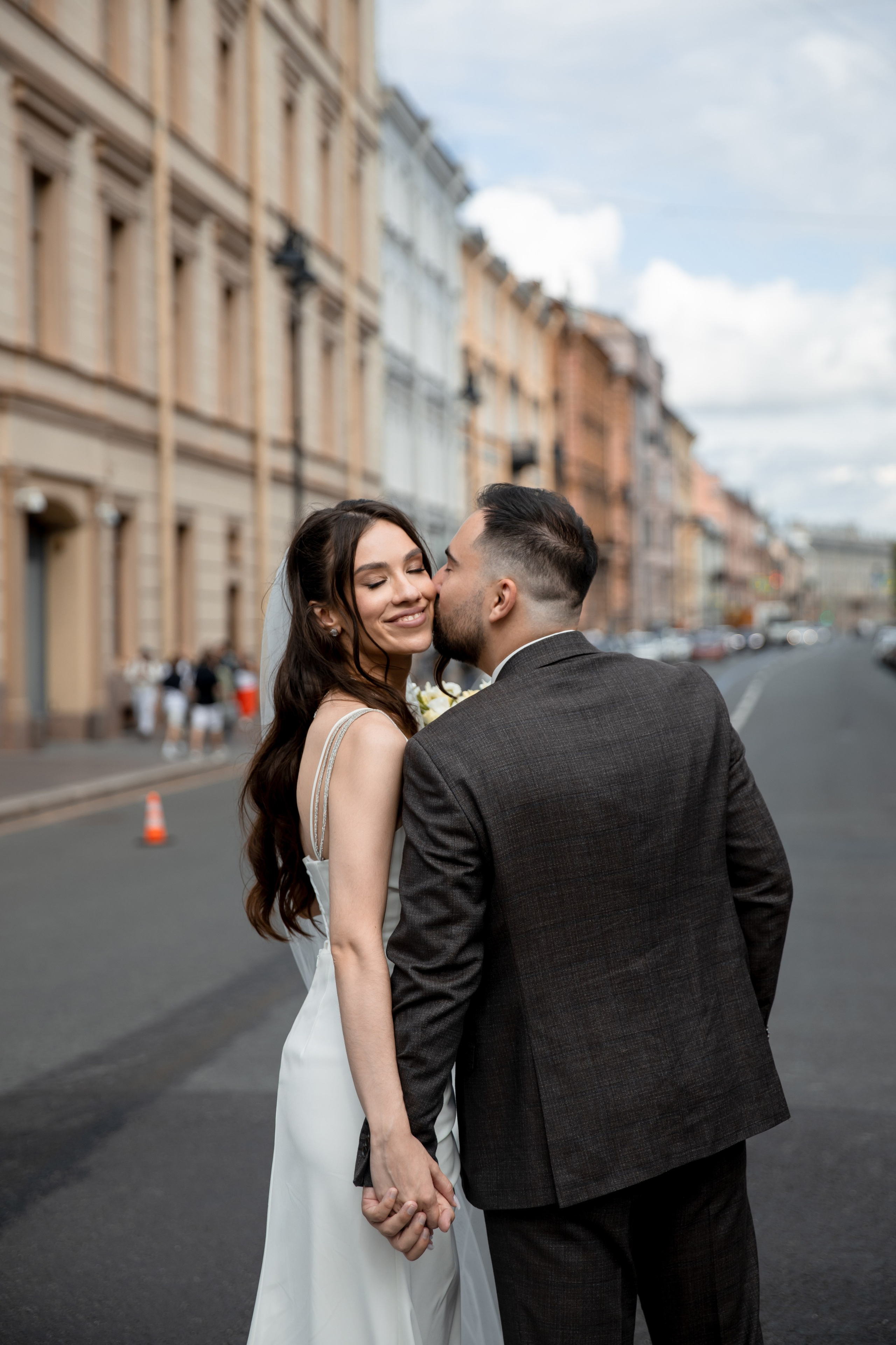 Анна и Александр / Прогулка + ЗАГС. Свадебный и семейный фотограф в Москве Диана Левченко