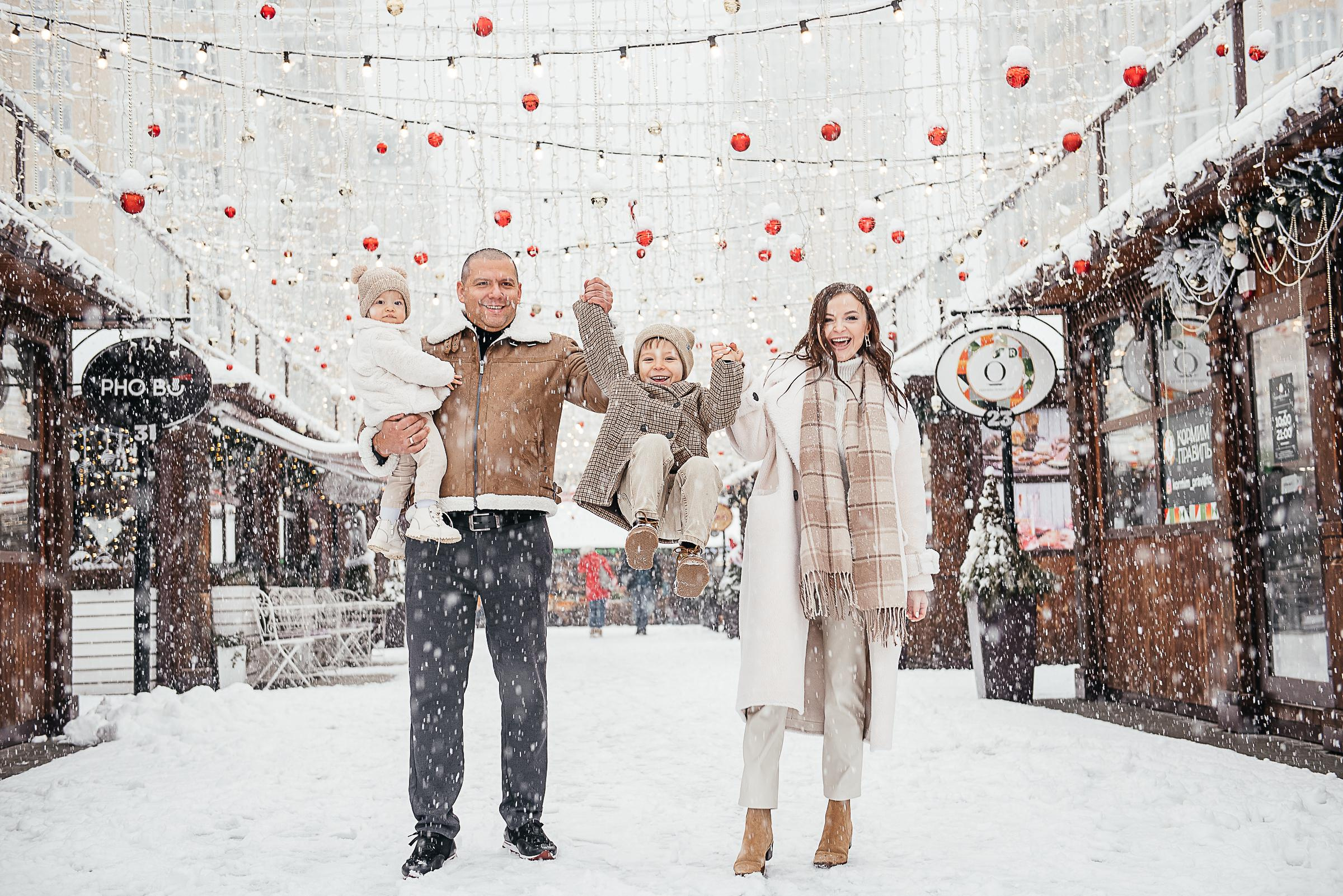 Снег в Краснодаре. Семейная фотосессия. Екатерина Бакурова — контент фотограф, женский фотограф в Краснодаре