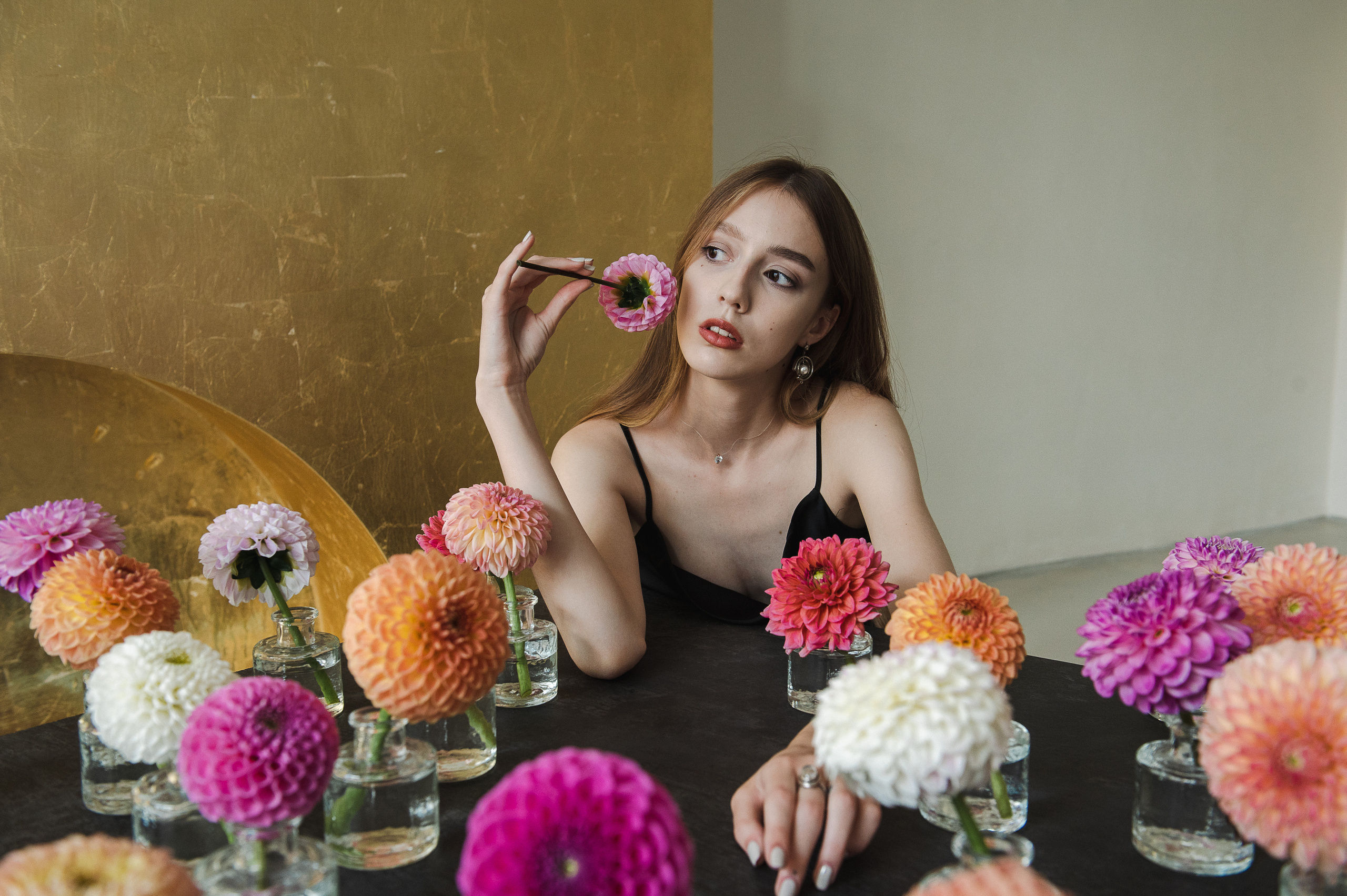 Портретная фотосъемка в студии. Екатерина Бакурова — контент фотограф, женский фотограф в Краснодаре