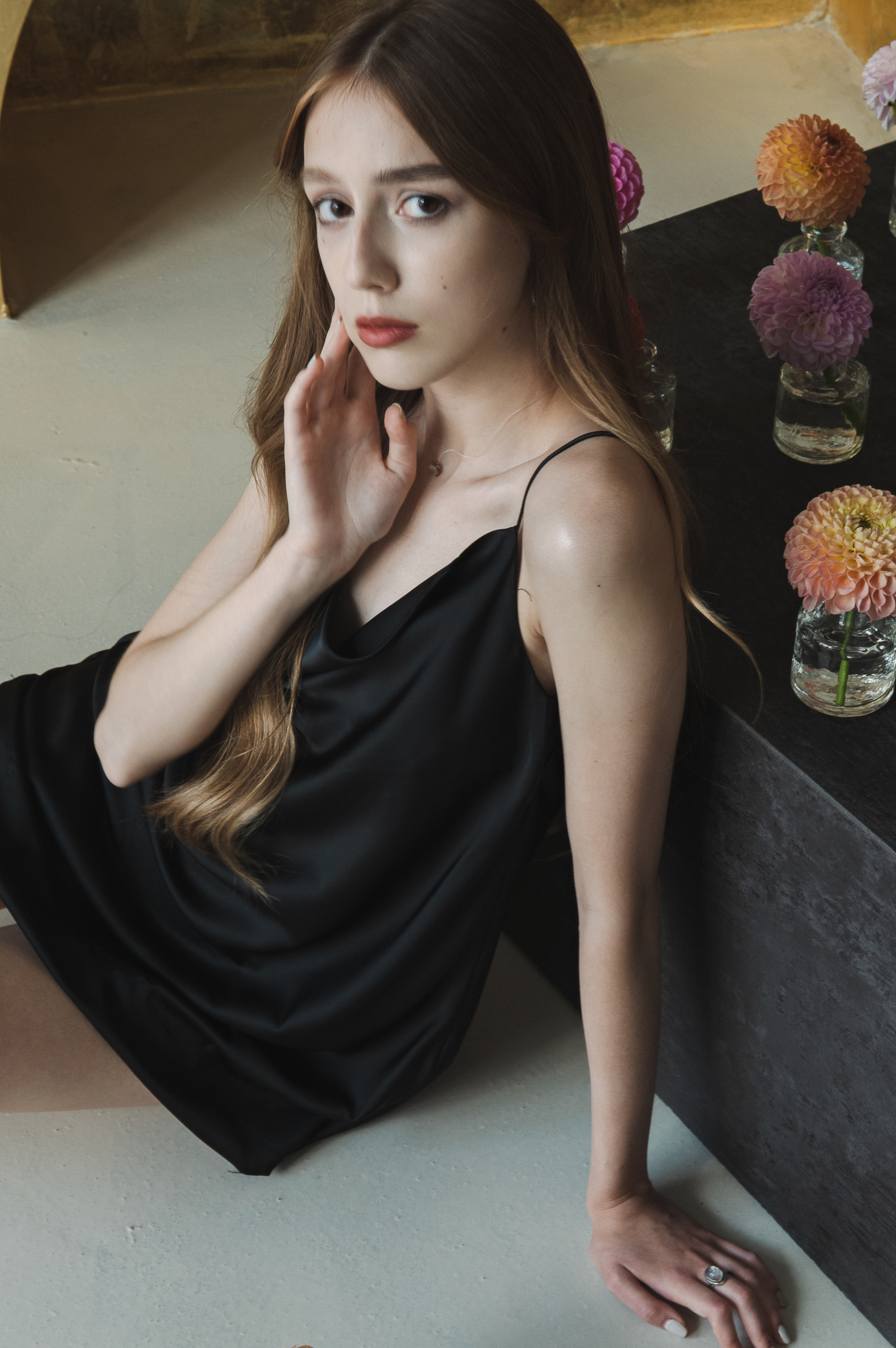 Портретная фотосъемка в студии. Екатерина Бакурова — контент фотограф, женский фотограф в Краснодаре