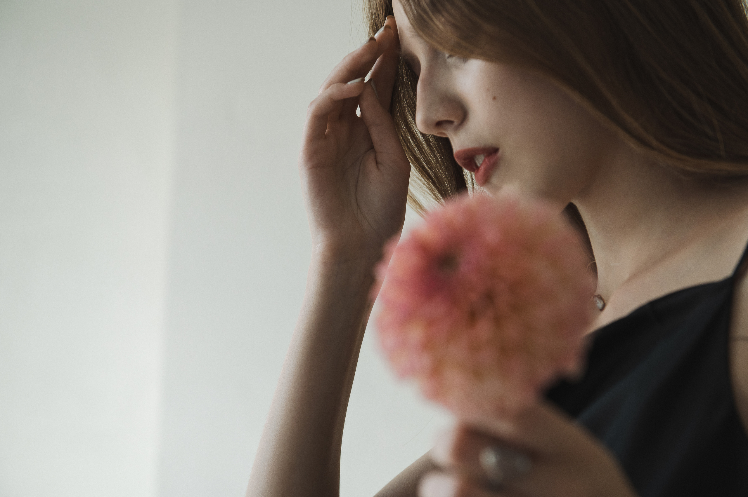 Портретная фотосъемка в студии. Екатерина Бакурова — контент фотограф, женский фотограф в Краснодаре