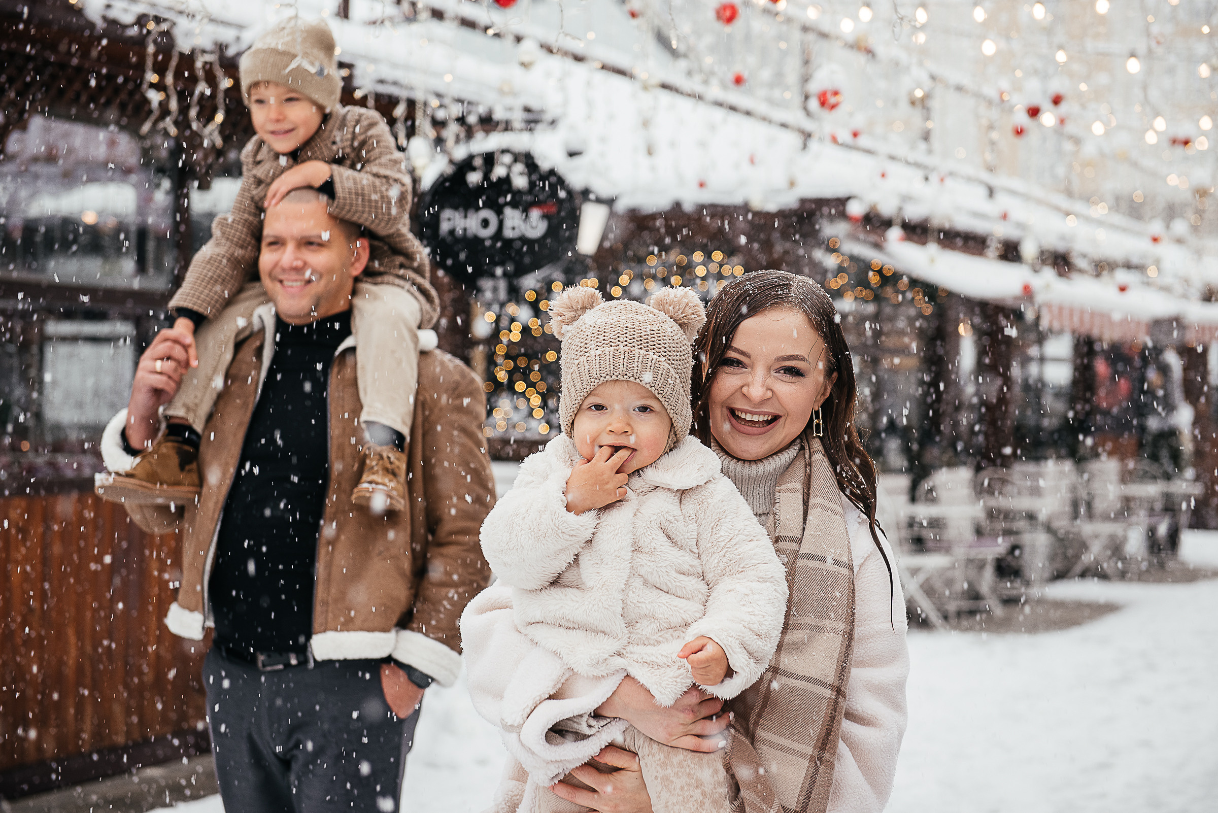 Снег в Краснодаре. Семейная фотосессия. Екатерина Бакурова — контент фотограф, женский фотограф в Краснодаре