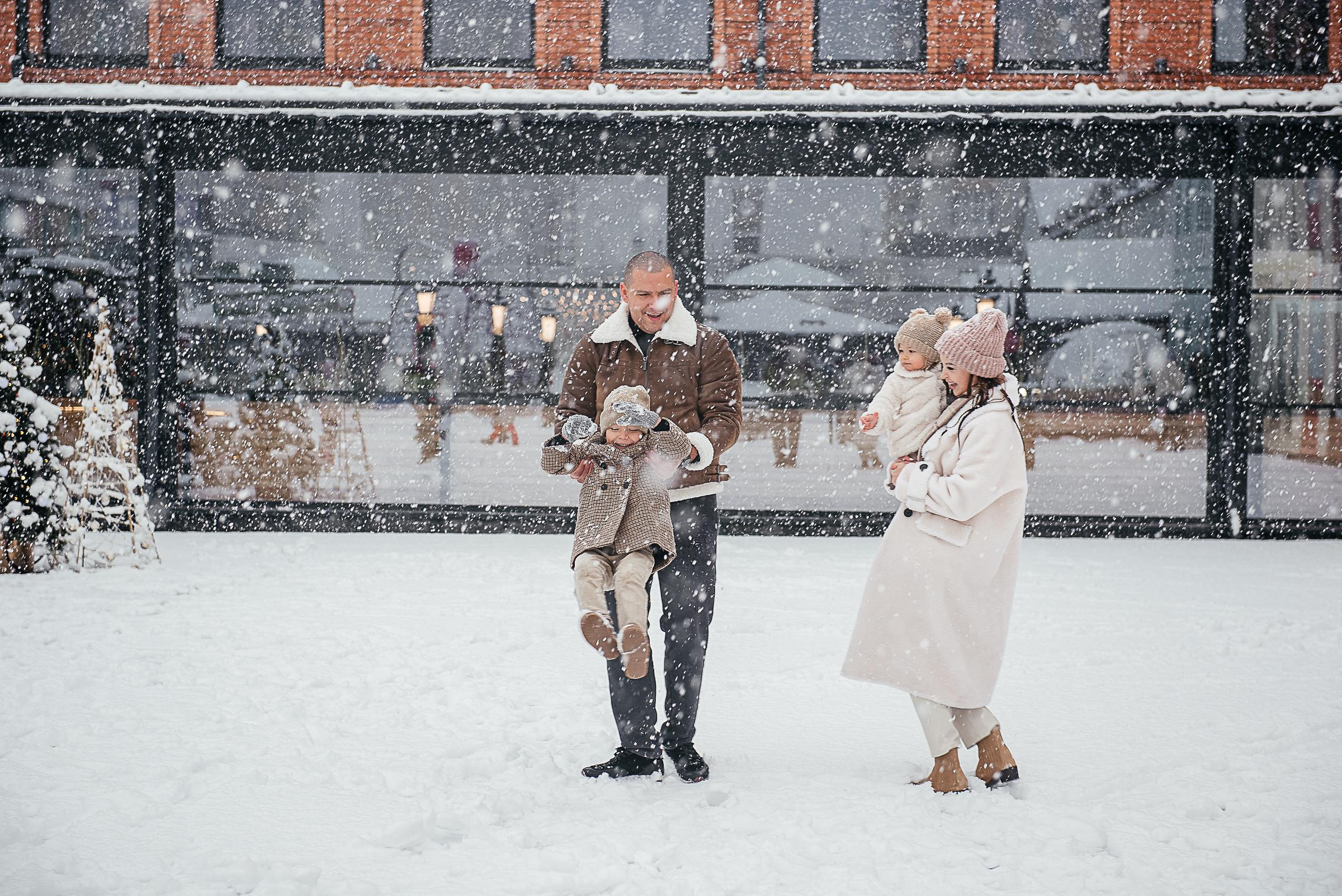 Снег в Краснодаре. Семейная фотосессия. Екатерина Бакурова — контент фотограф, женский фотограф в Краснодаре