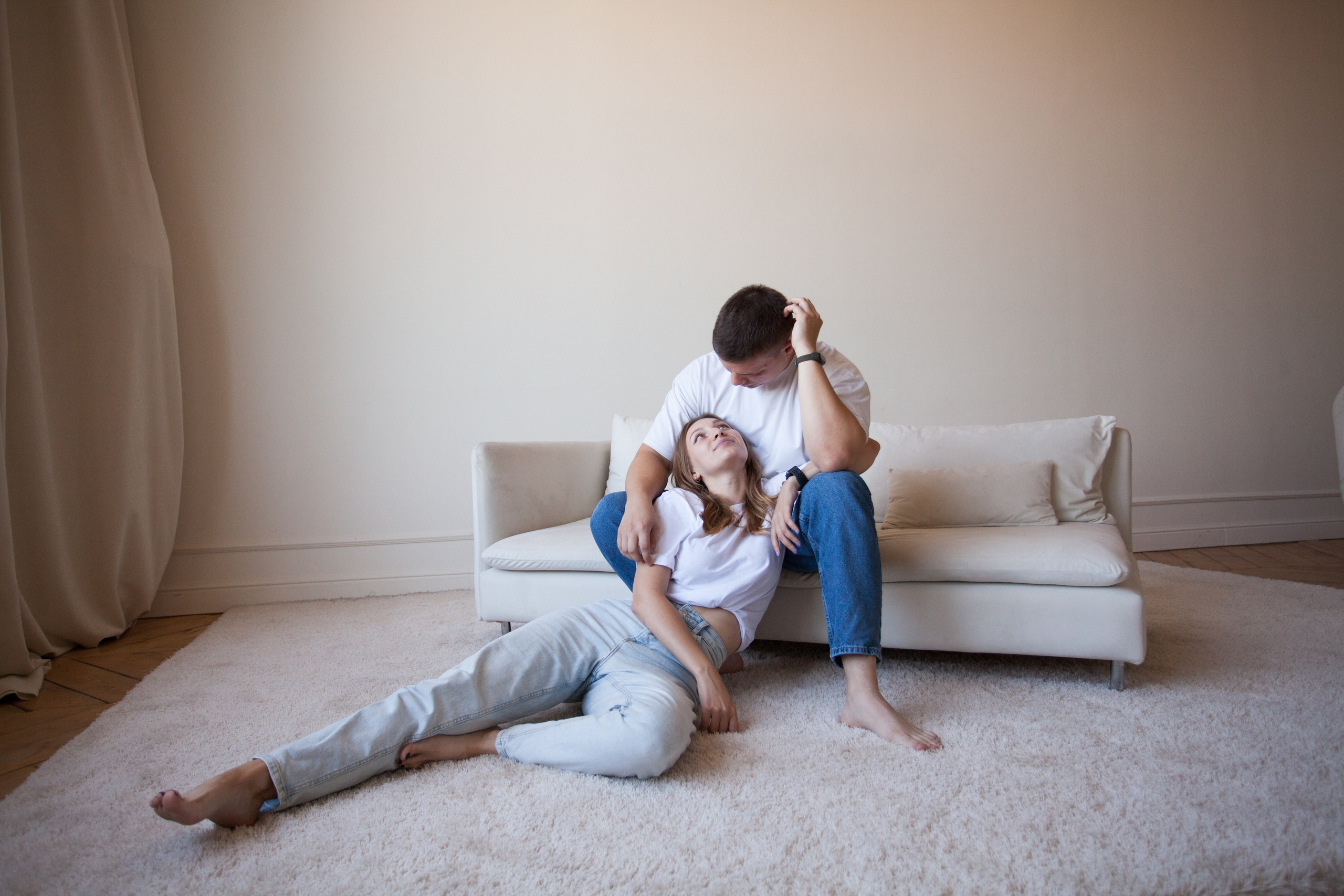 Женя и Кристина минимализм. Семейный и детский фотограф в Краснодаре Брусилова Марина