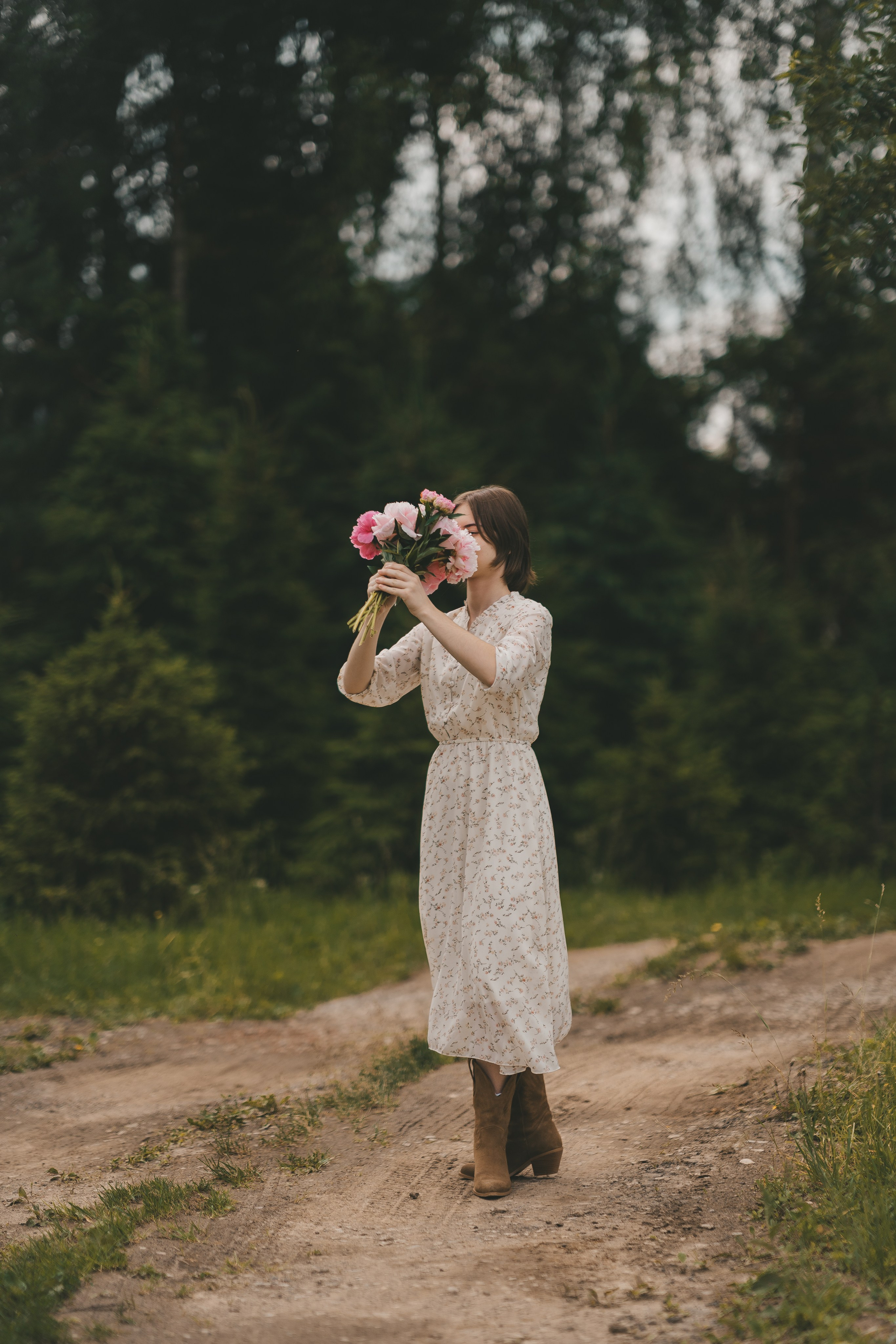 Маша и пионы. Семейный и детский фотограф в Сергиев Посаде, Хотьково Якимчук Любовь