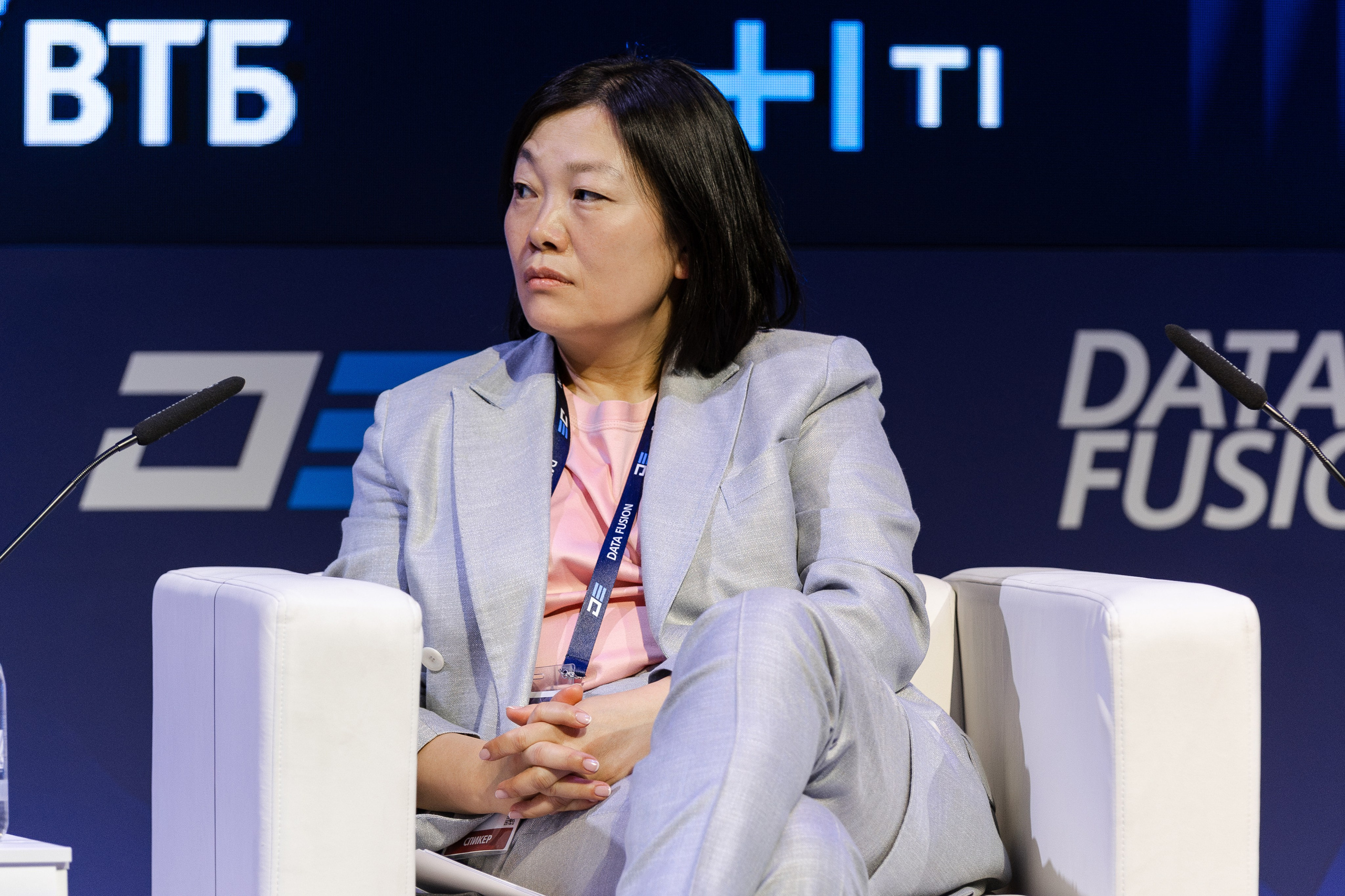 Data Fusion. Свадебный репортажный фотограф в Москве