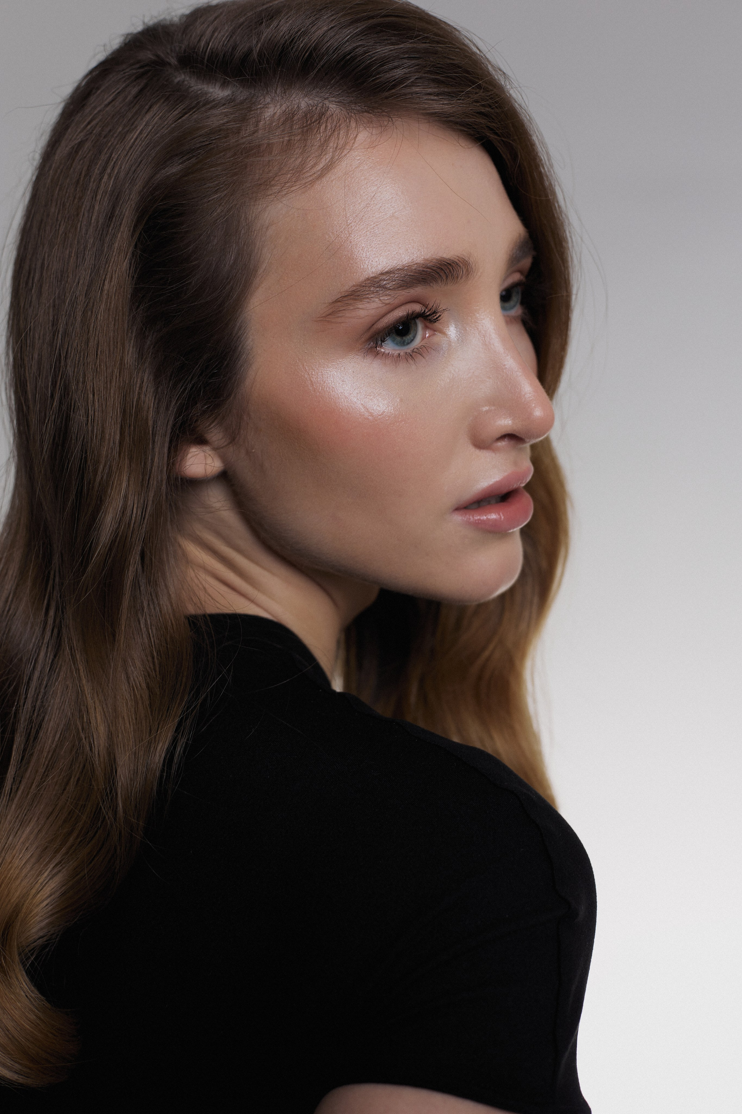 Anna. Влада Зюзина — adalwzet posmotri — коммерческий фотограф в Москве — портретный фотограф, фотограф для брендов