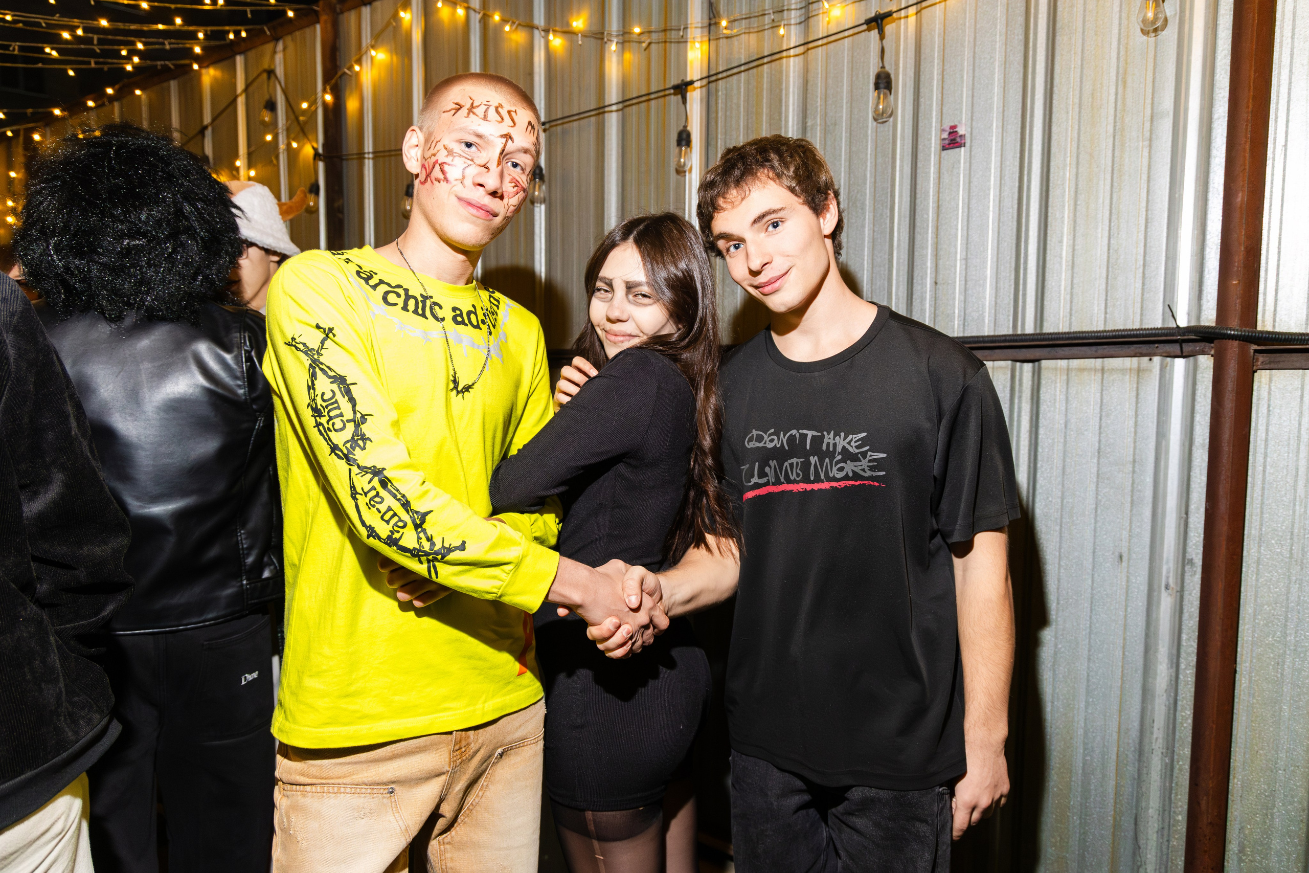 ВЫШКА WAVE — HALLOWEEN. Портретный фотограф в Алматы