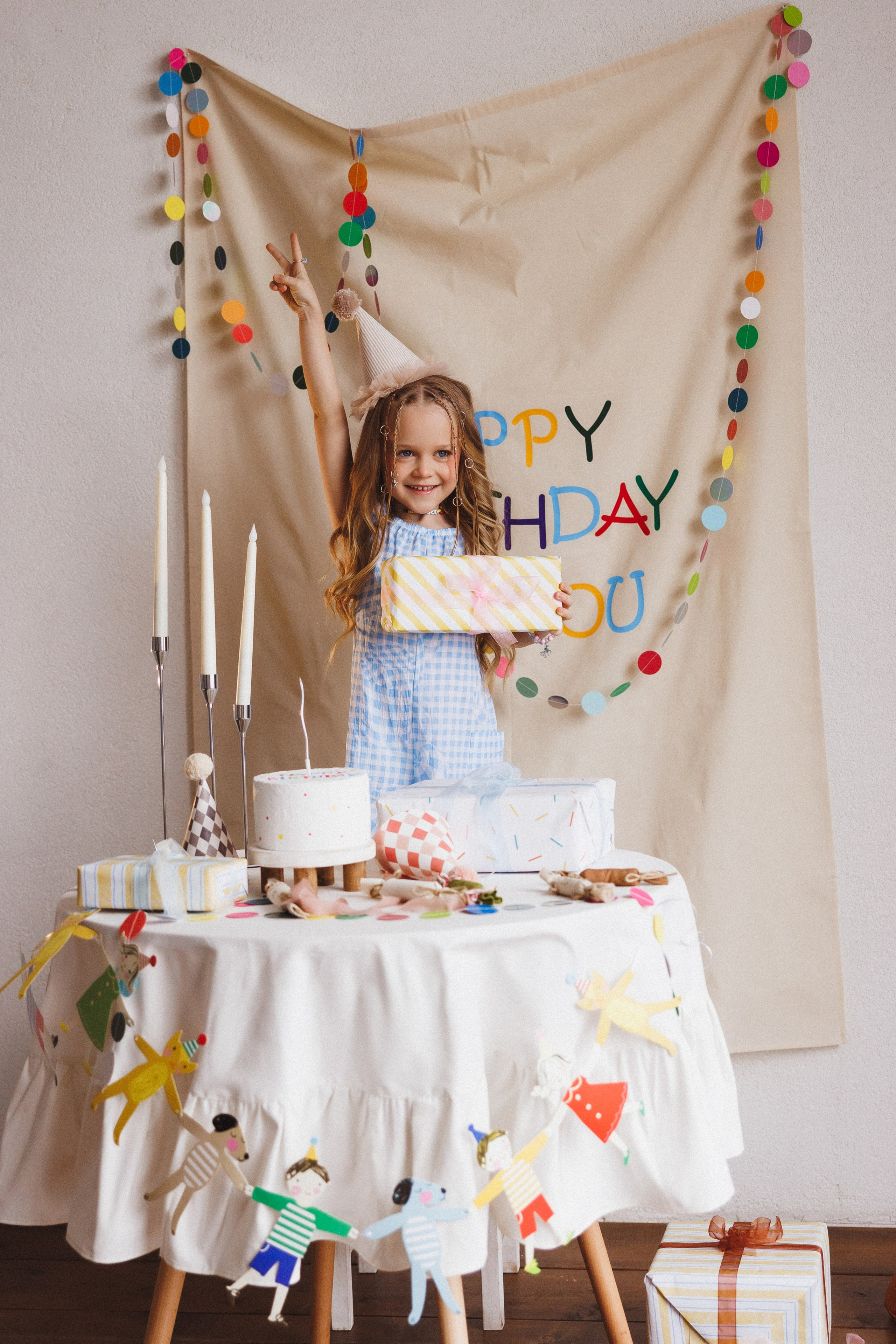 Яркая, весёлая фотосессия к Дню рождения. Фотостудия «Mestone», город Краснодар. Семейный и детский фотограф в Краснодаре Анна Трашкова