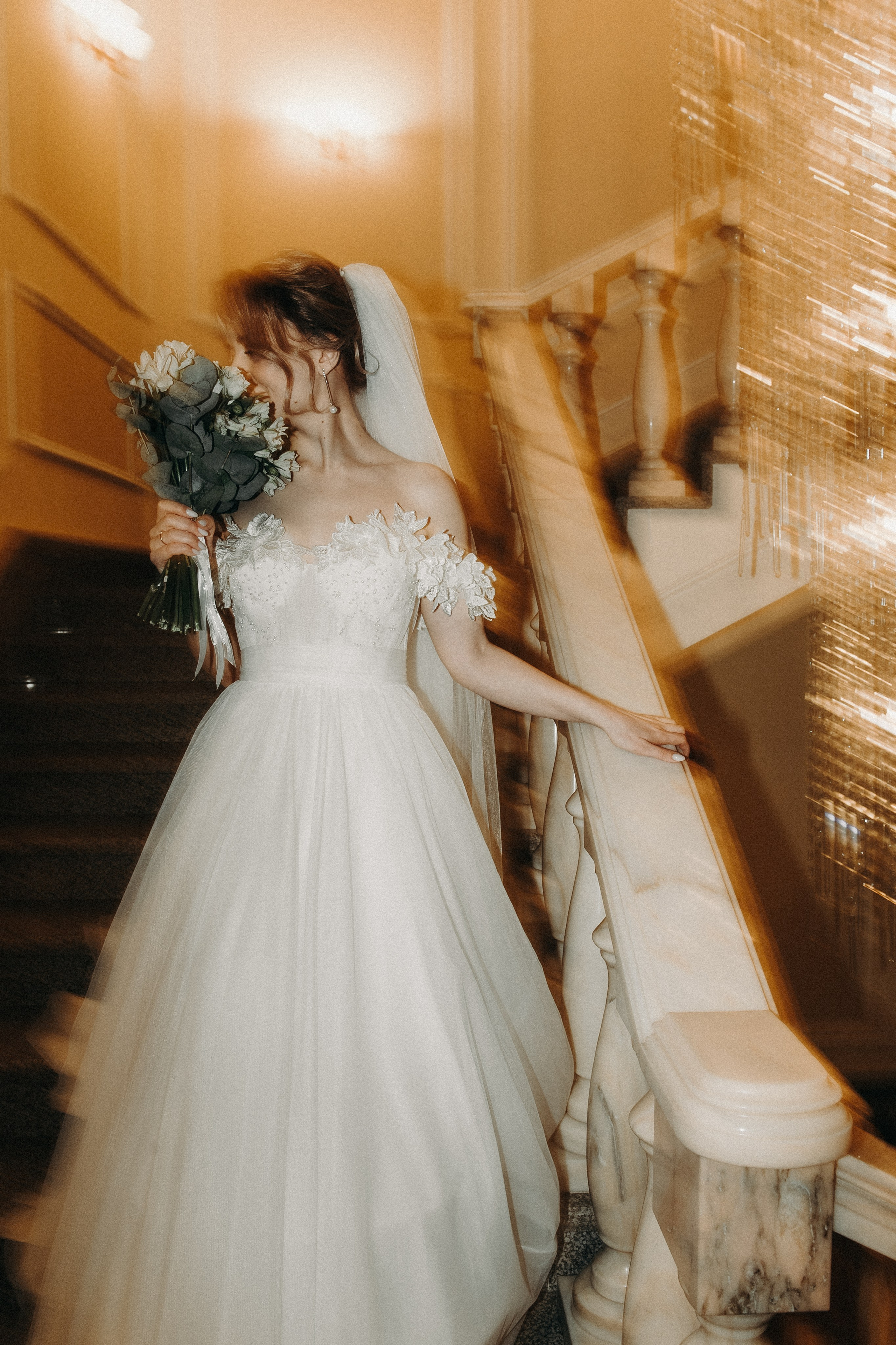 Свадебные фотографии. Фотограф в Барнауле Дарья Бутурлакина. Люби.Цени.Касайся