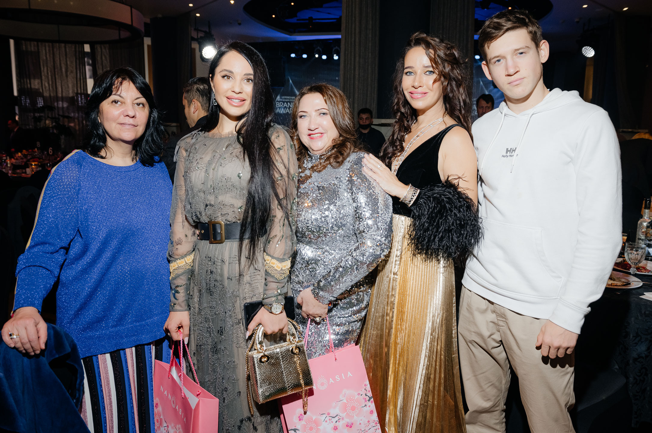 Soroka_production. Свадебный и репортажный фотограф