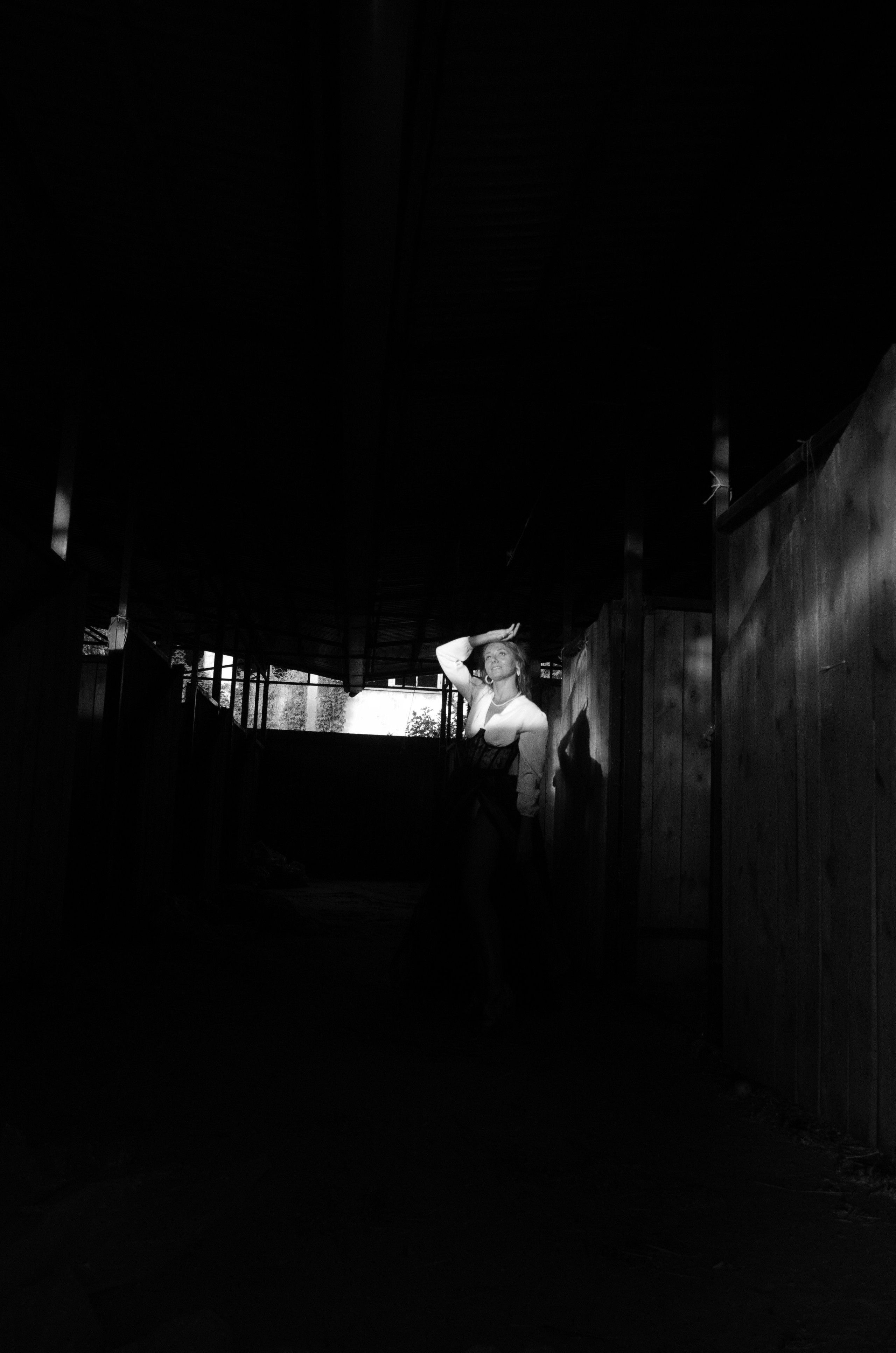 Галина. На конюшне. Портретный фотограф в Краснодаре Юлия Кудряшова