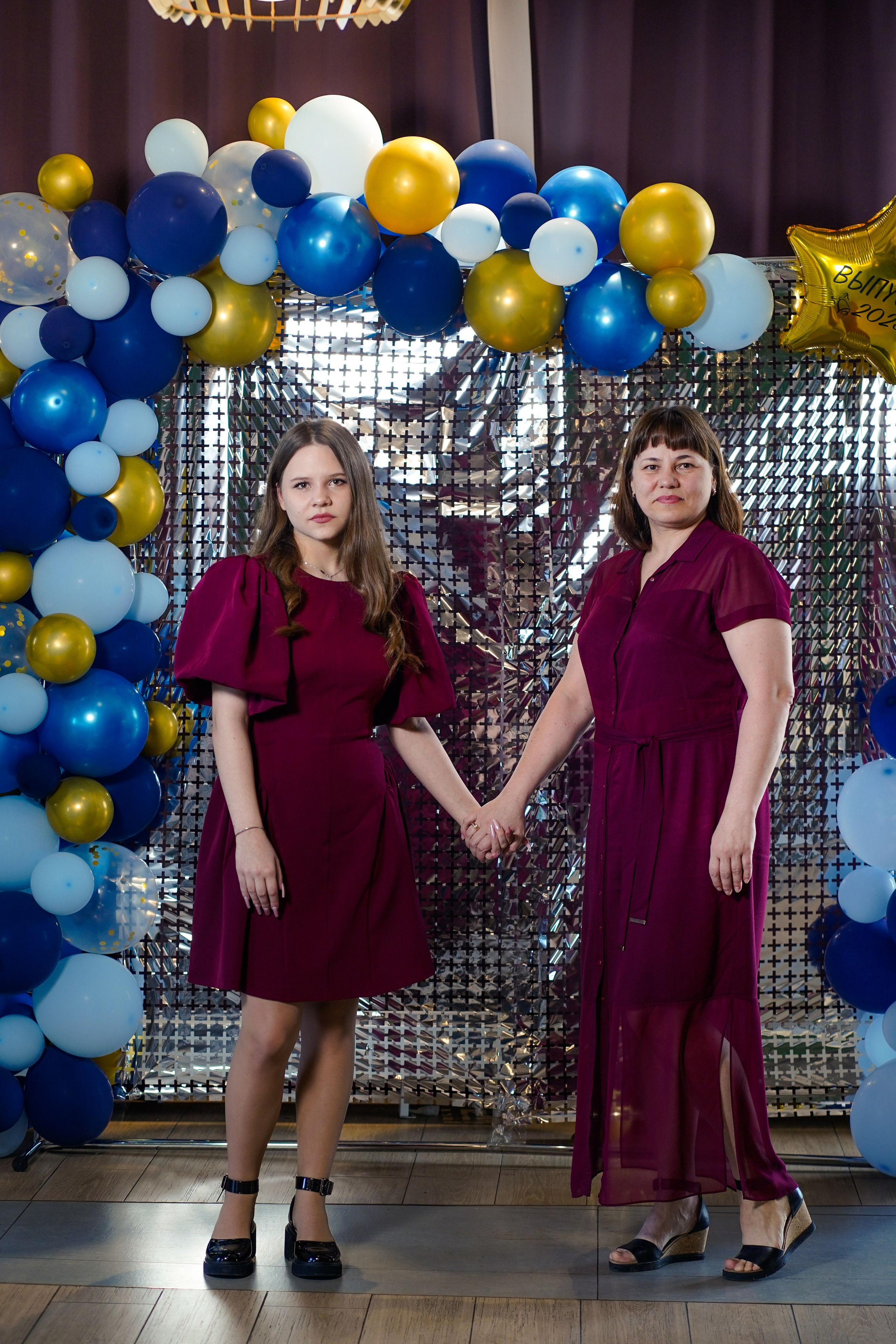 Выпускной вечер, гимназия № 40, 9 класс. Семейный и портретный фотограф в Екатеринбурге Анна Лобанова