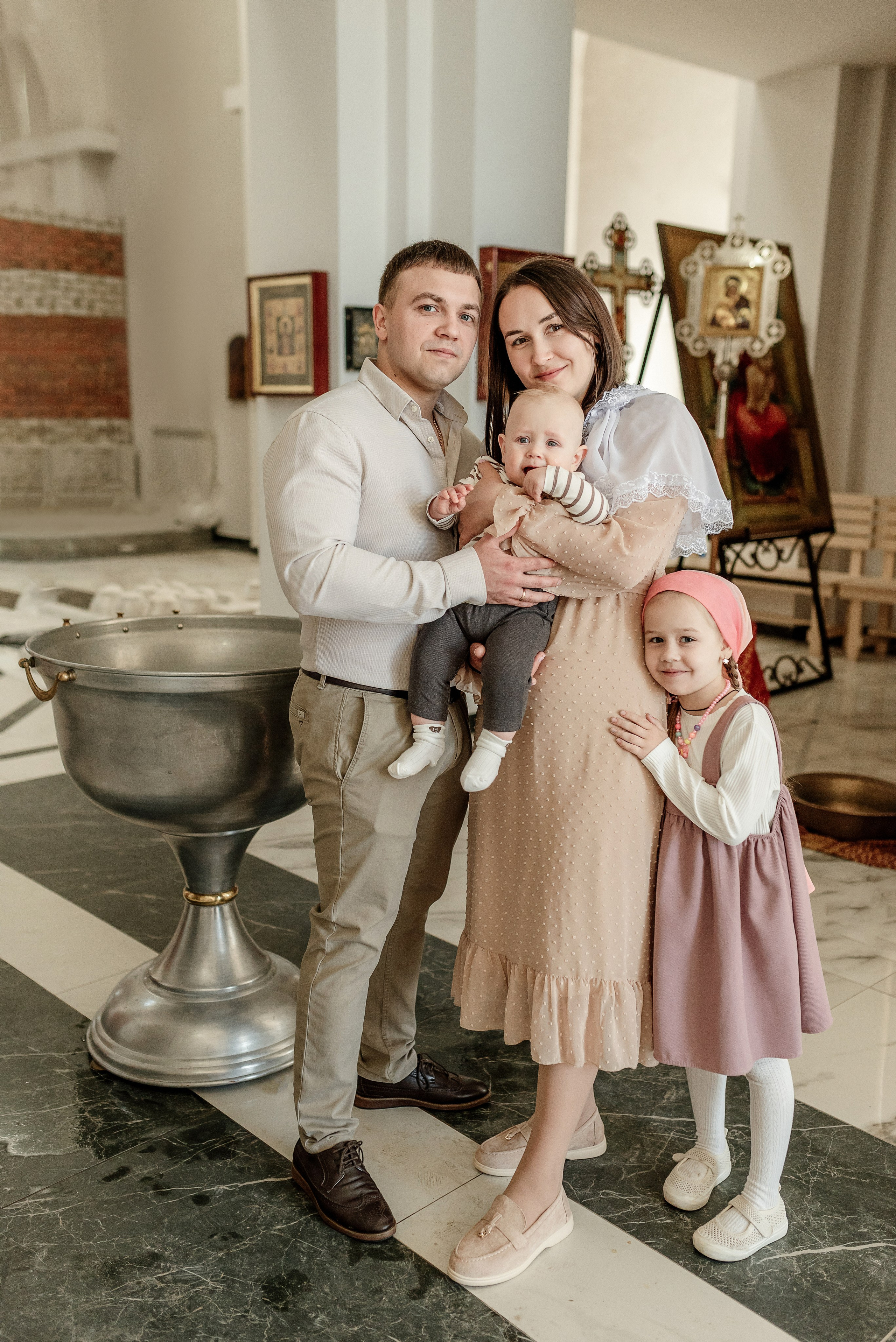 Крещение В Новой церкви. Семейный и детский фотограф Наталья Горда