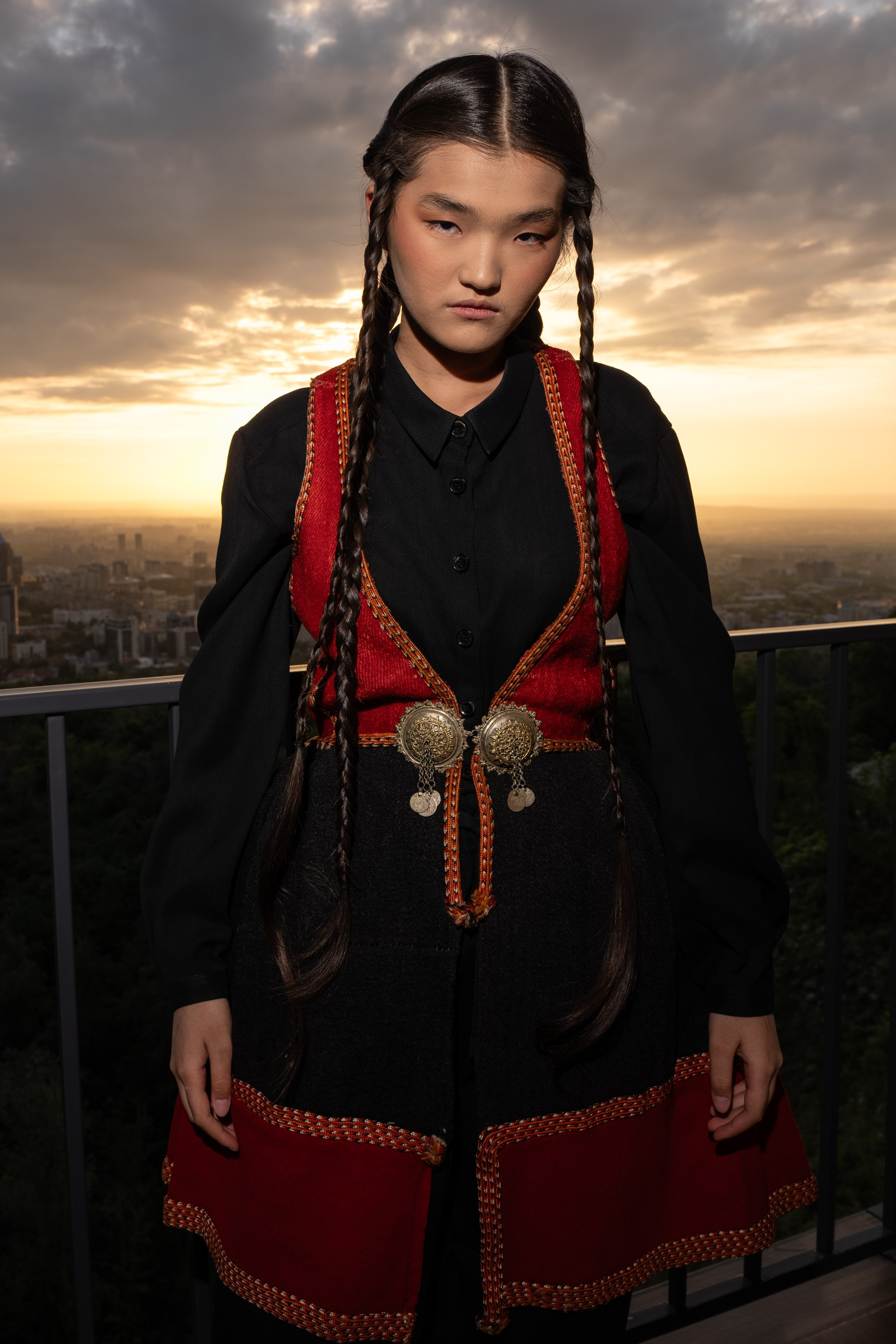 EURASIAN FASHION WEEK Nackstage Day 2