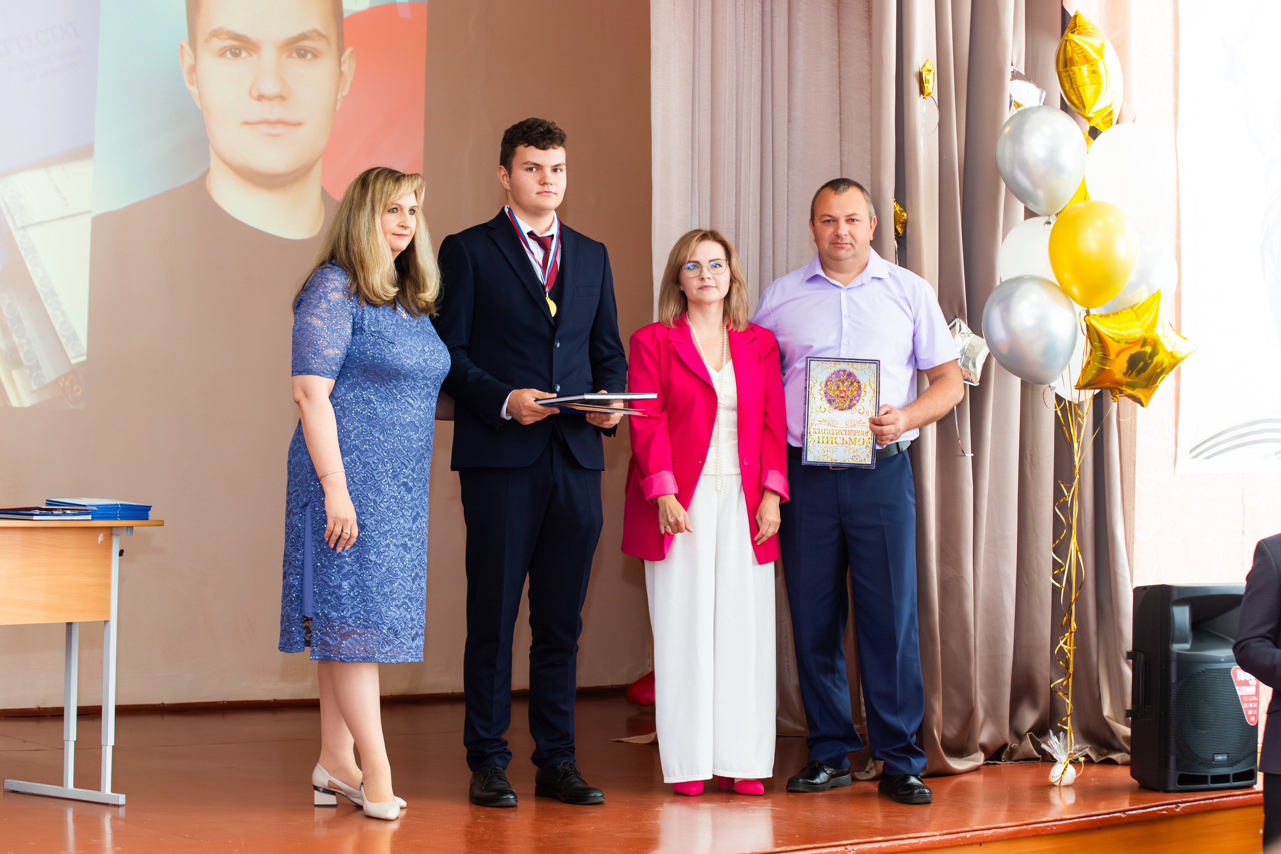 ВРУЧЕНИЕ ДИПЛОМОВ 2025. ТВОЙ АЛЬБОМ / ТВОИ ПРАВИЛА