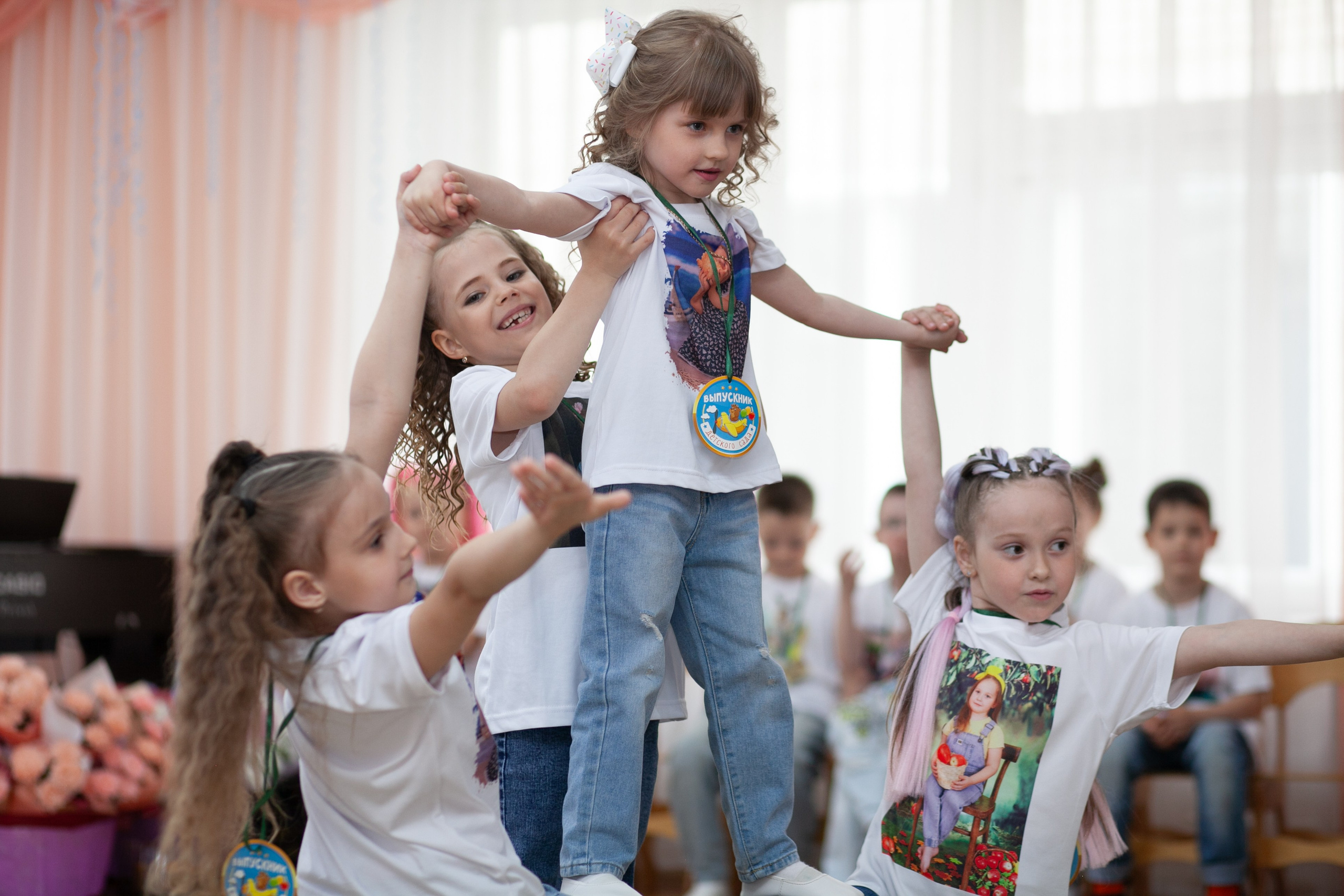 Выпускной в детском саду. Фотограф Дарья Локотко в Красноярске
