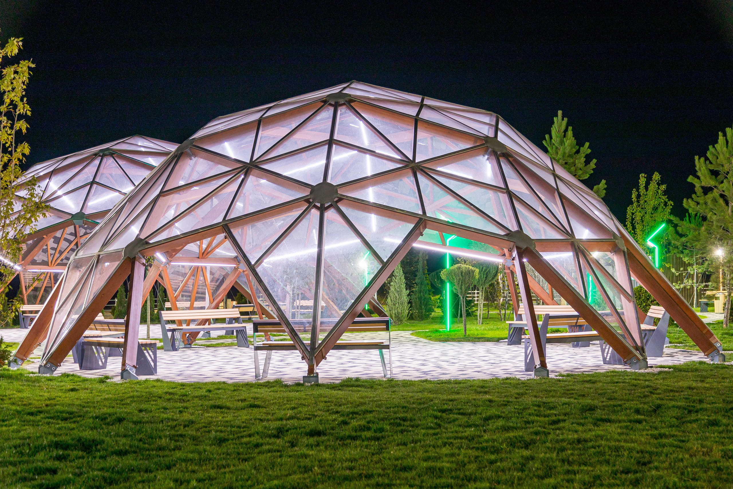 Exterior photography. Interior photographer Vitalii in Portland and Vancouver