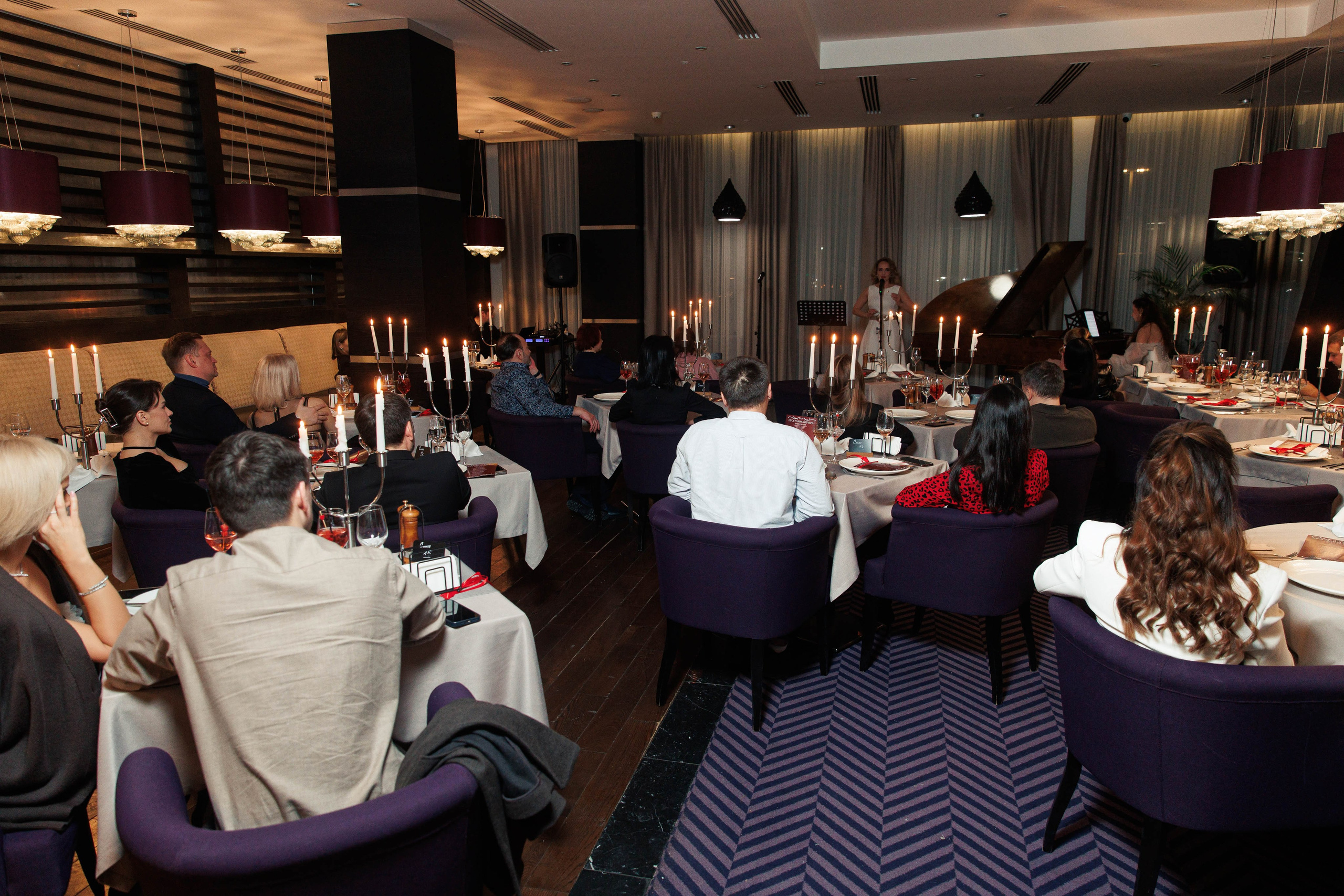 Поэтический вечер в ресторане Novum. Репортажный и свадебный фотограф в Уфе Павел Кожевников