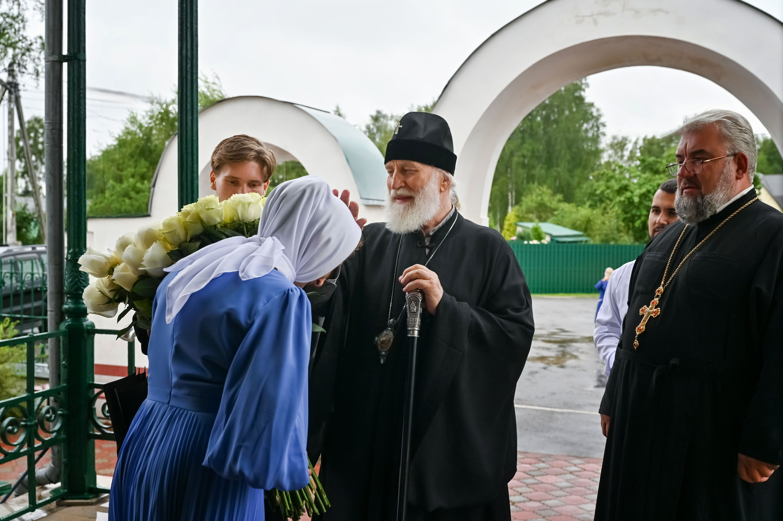 Митрополит Крутицкий Коломенский Павел в Георгиевском храме с. Ванилово. Семейный фотограф в г. Воскресенск Наталия Молева