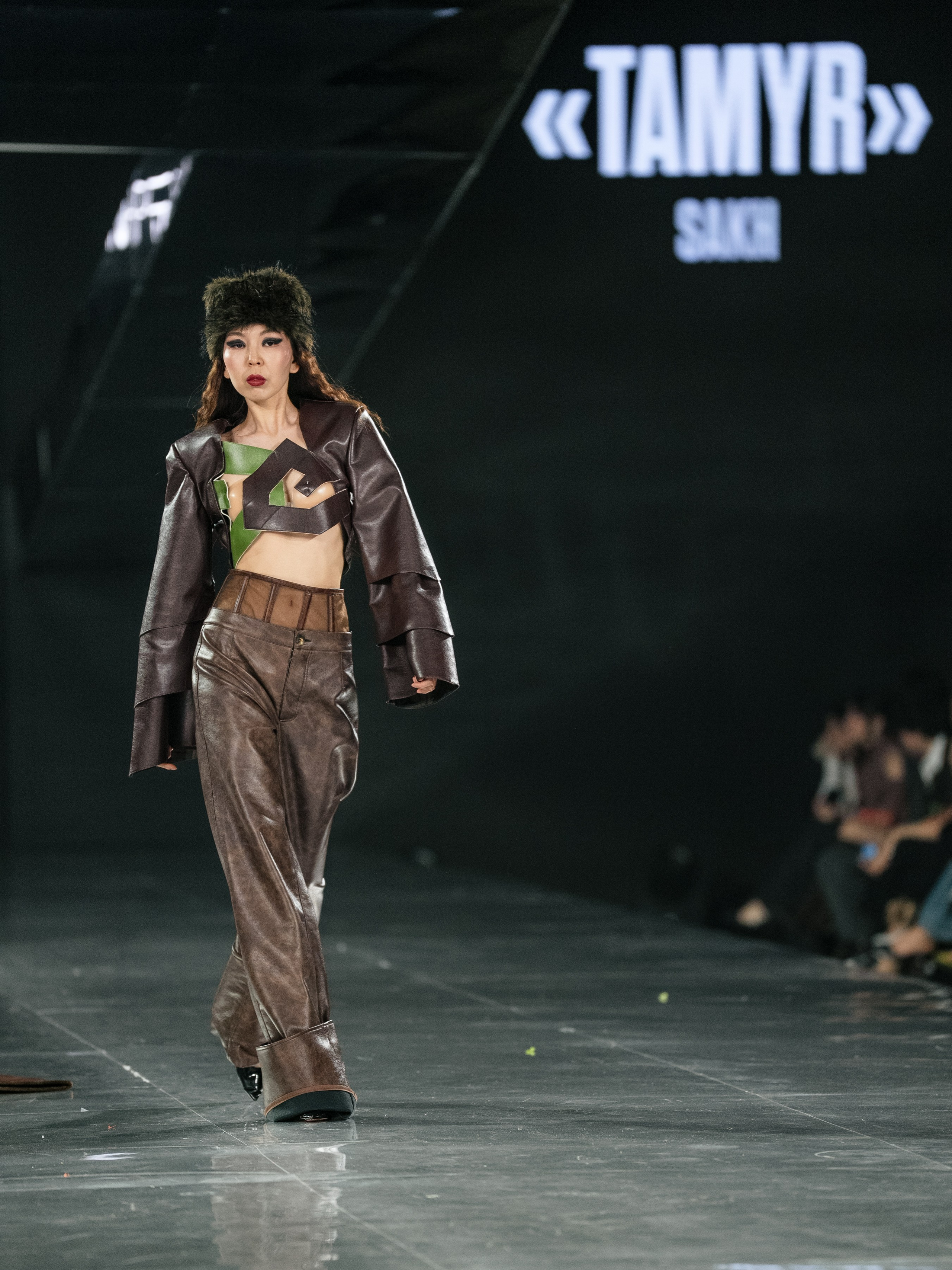 Visa Fashion Week SAKH. Сайт Алматинского НЮ АРТ, будуар и фэшн фотографа Дениса Карпенко