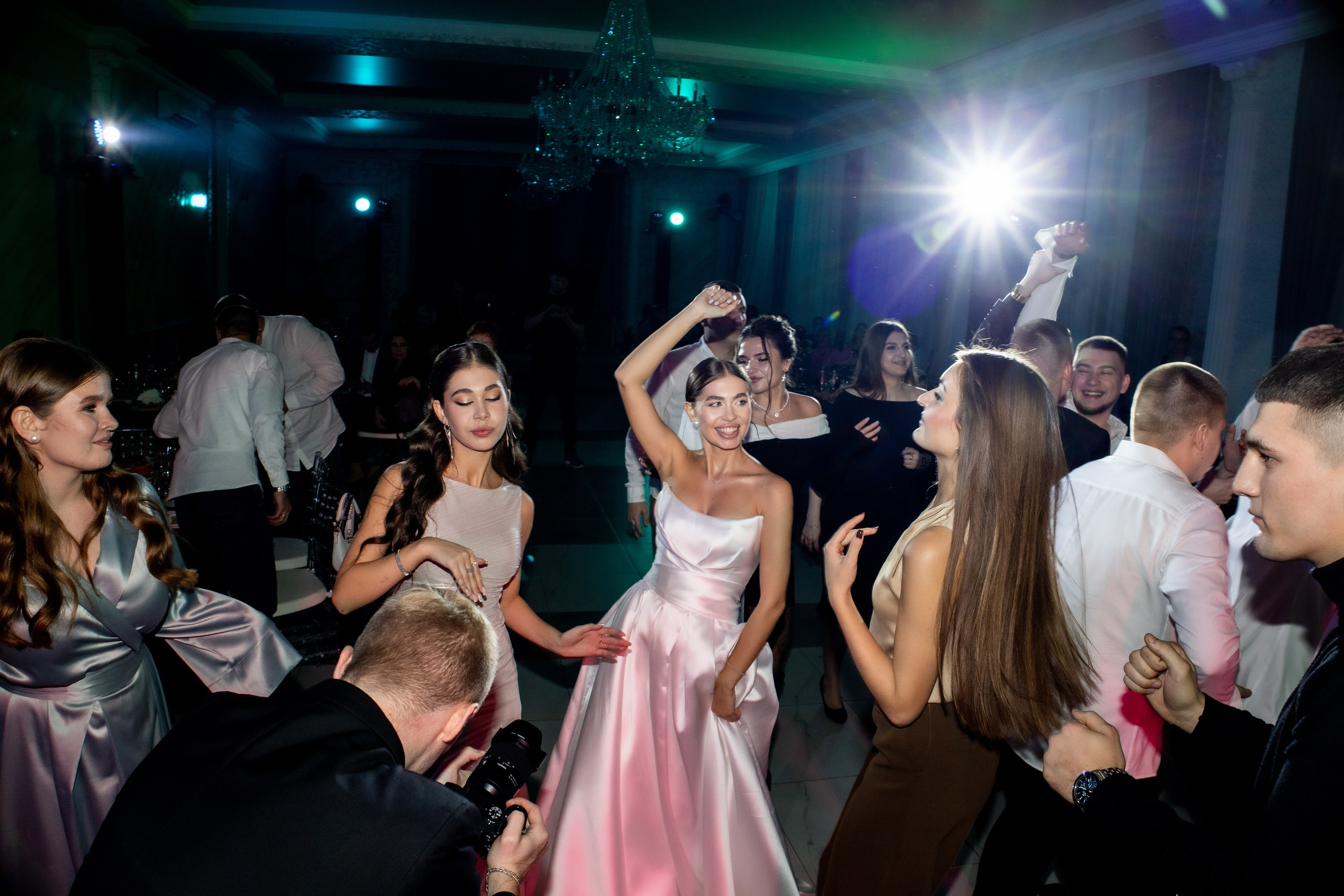 Артем и Вероника — Торжество. Фотограф Надежда Лукьянова