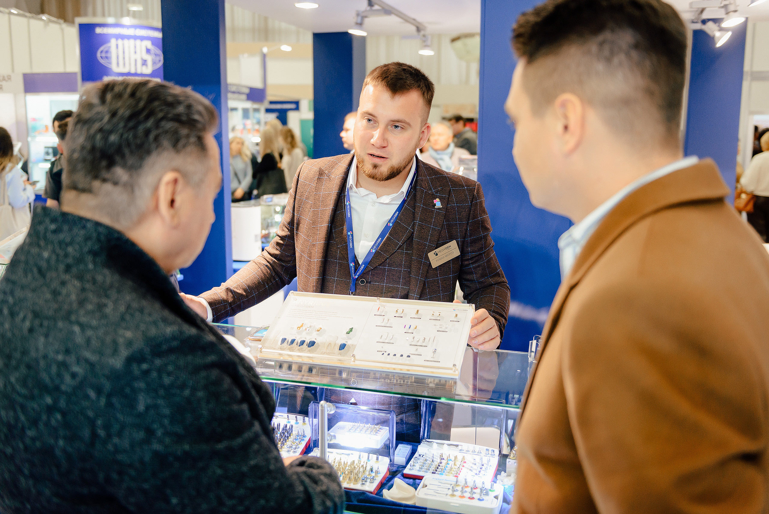 MegaGen. Фотограф Микита Ласица