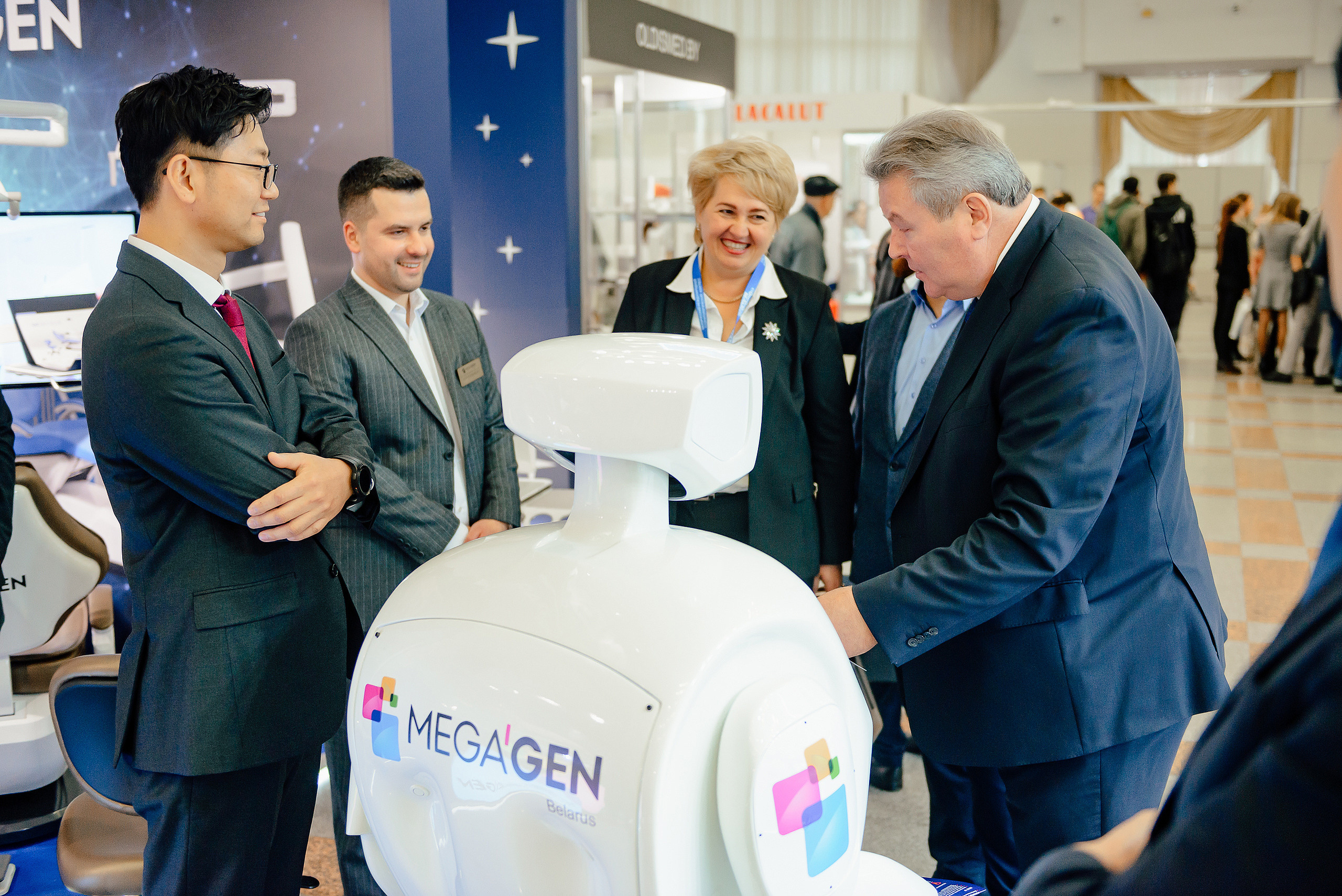 MegaGen. Фотограф Микита Ласица