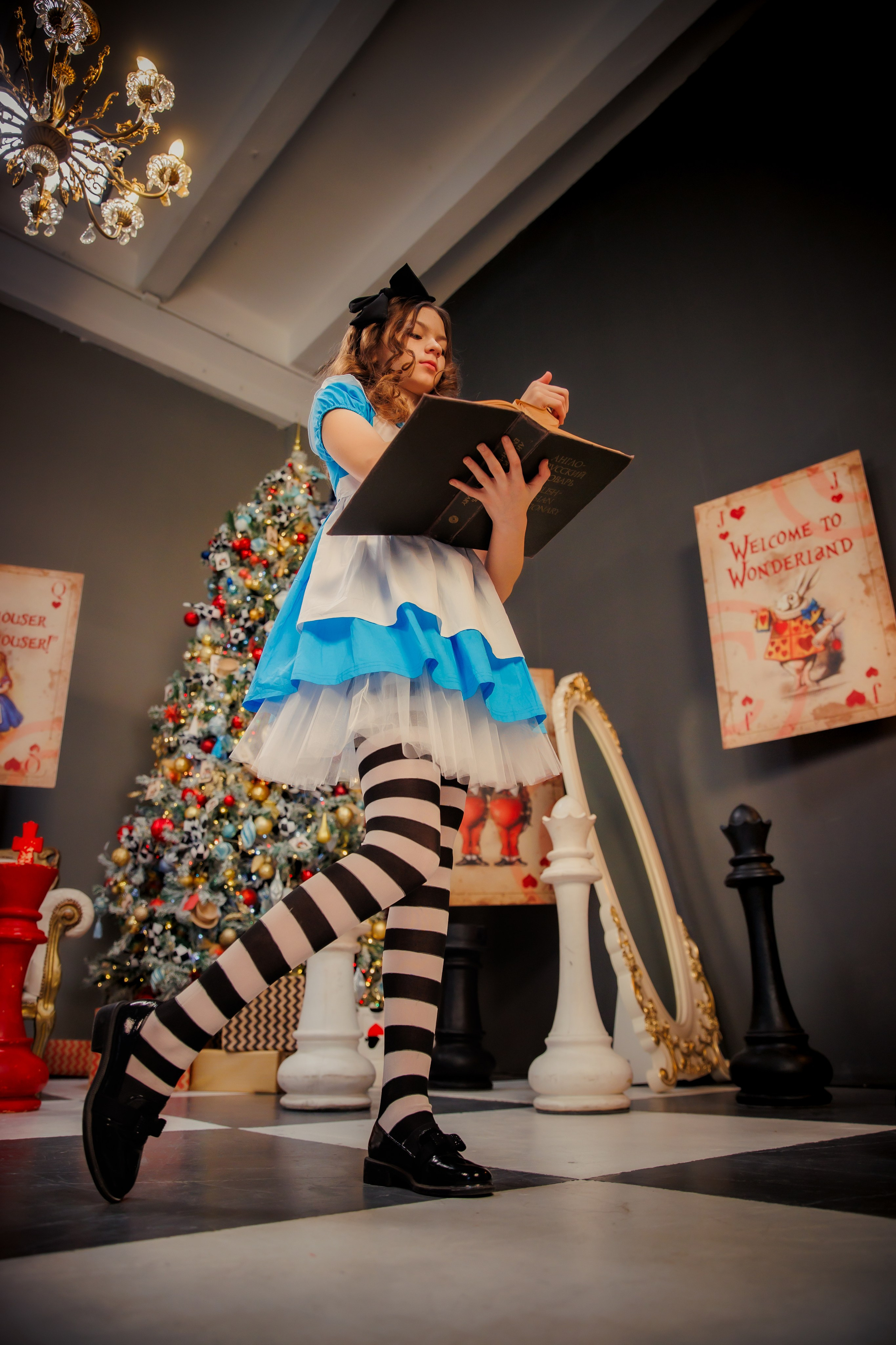 АЛИСА В СТРАНЕ ЧУДЕС. Фото, видео, авторские выпускные альбомы в Нижнем Новгороде