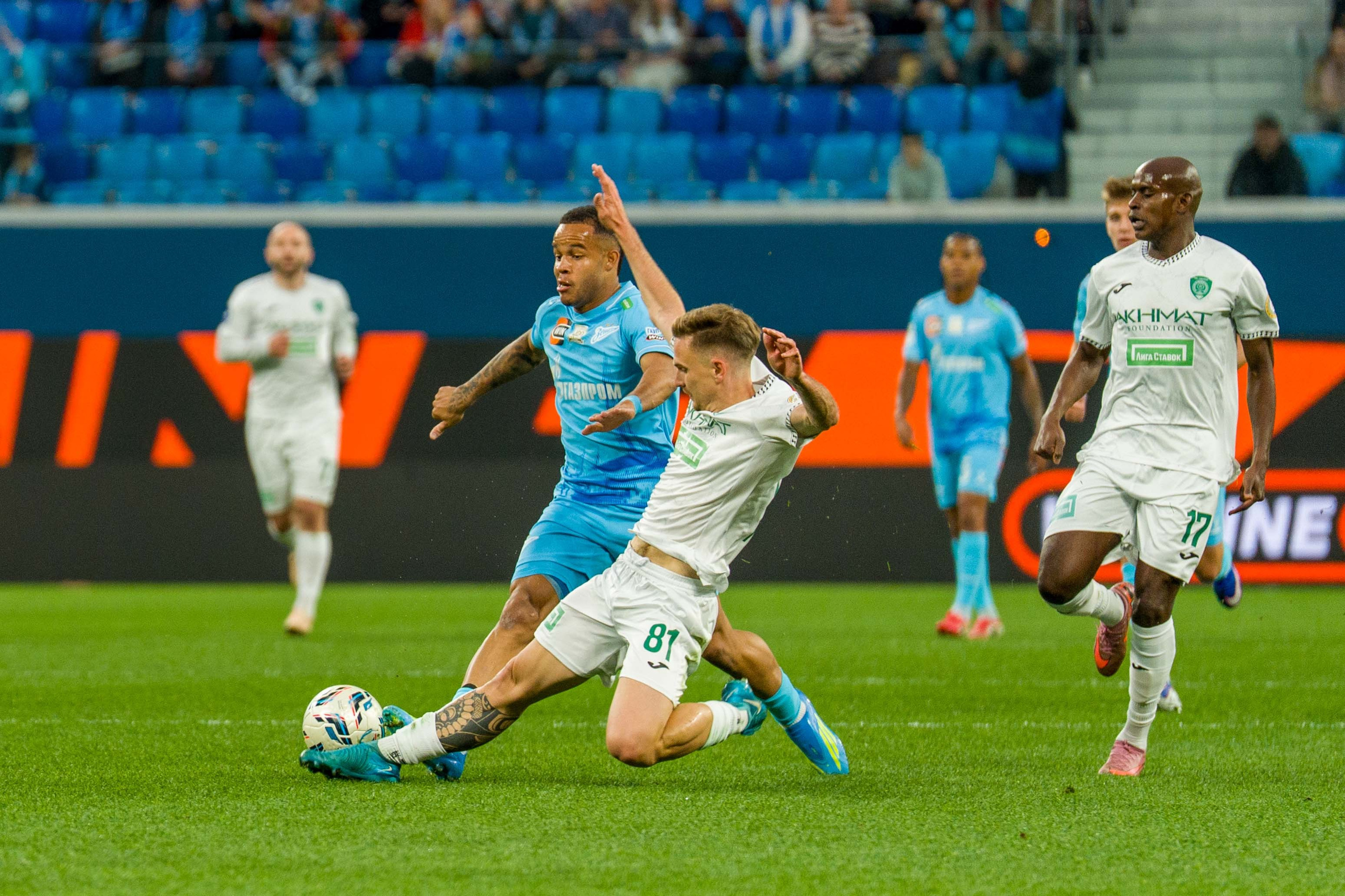 Зенит — Ахмат 2:0: фотогалерея матча 27-го тура РПЛ на Газпром Арене | Антон Гауф. Спортивный фотограф в Санкт-Петербурге | Антон Гауф