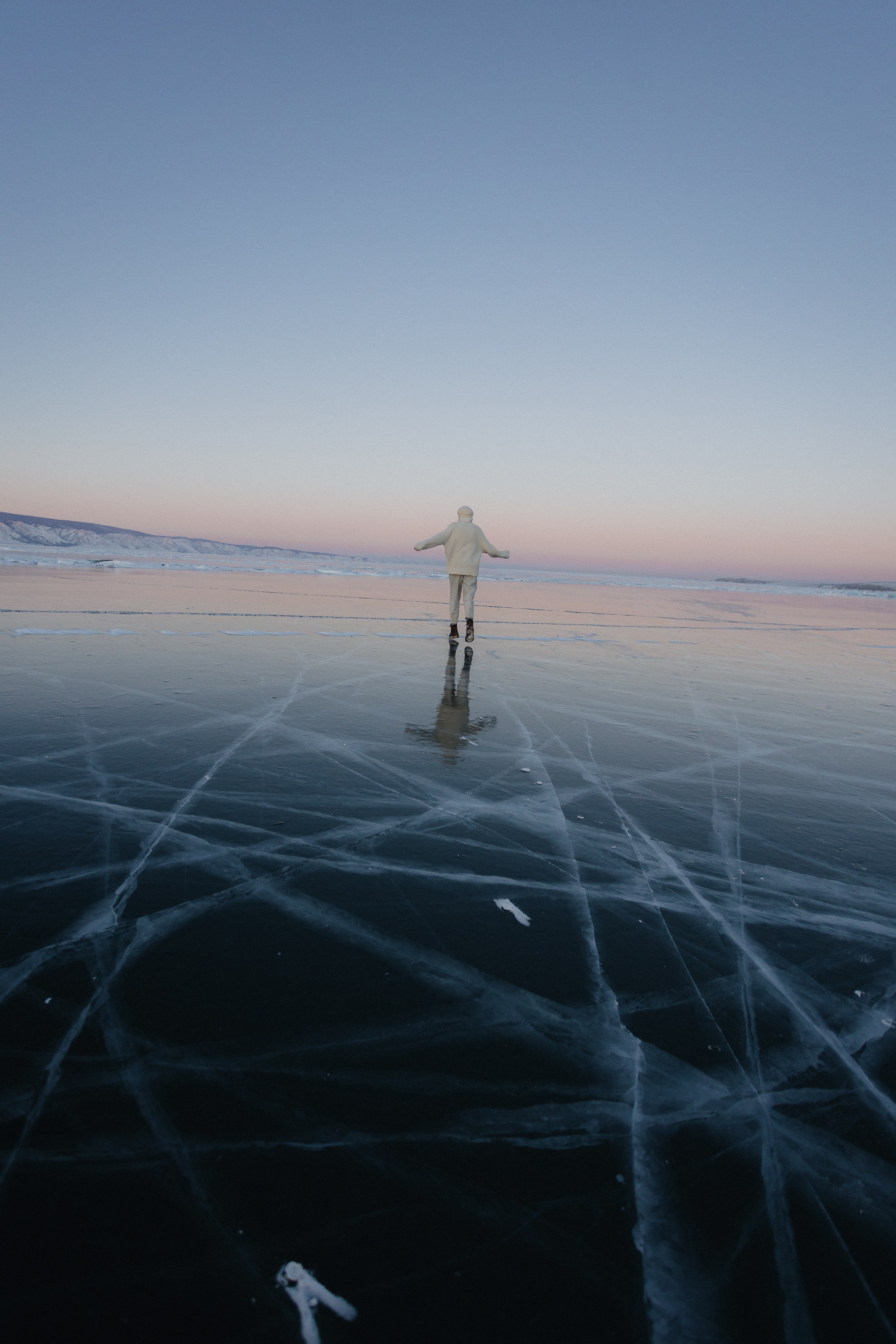 Лёд Байкала. Фотограф Ольхон/ Индия, Регина